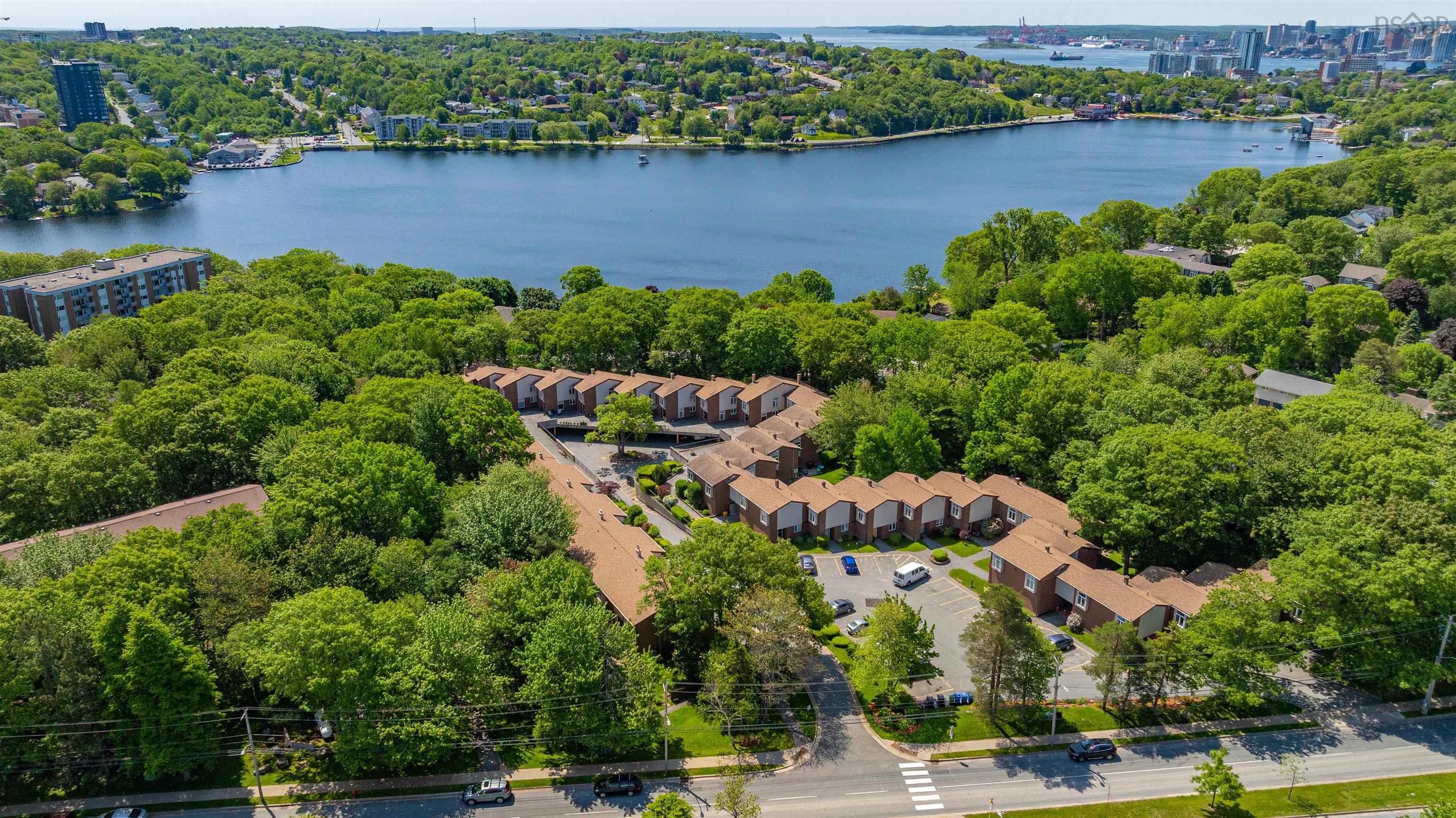 $479,900.00: 36 Garden Court Terrace, Dartmouth