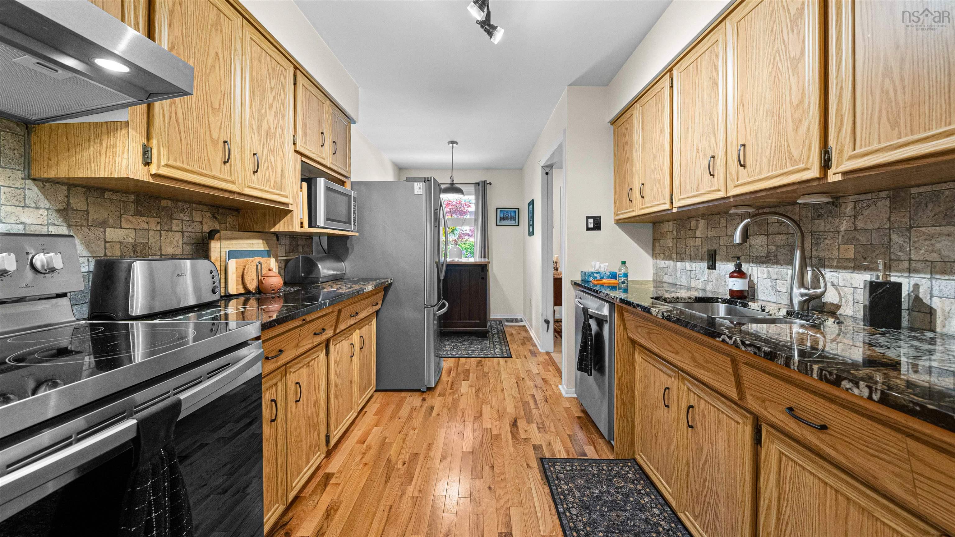 $479,900.00: 36 Garden Court Terrace, Dartmouth