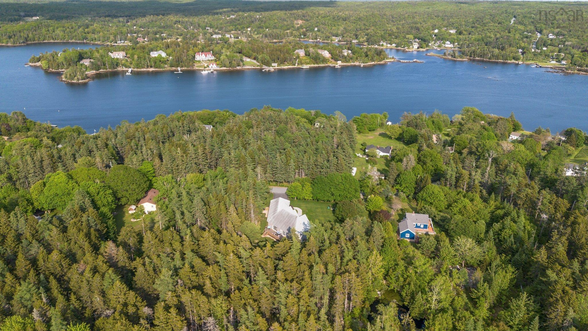 331 Masons Point Road, Head of St. Margarets Bay, NS (MLS 202515058)