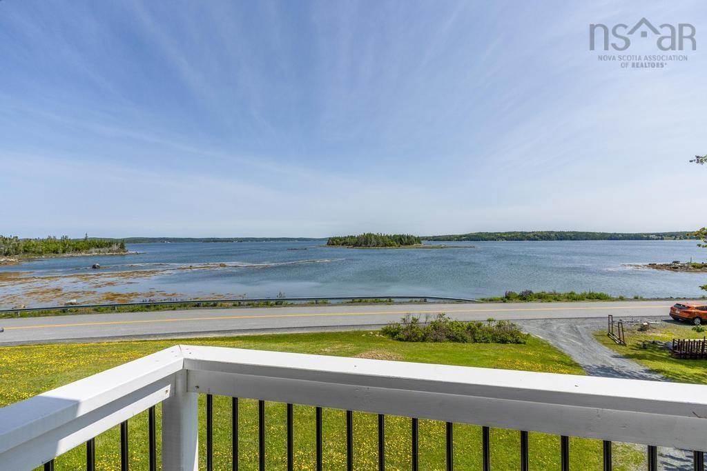 $525,900.00: 1400 West Jeddore Road, West Jeddore