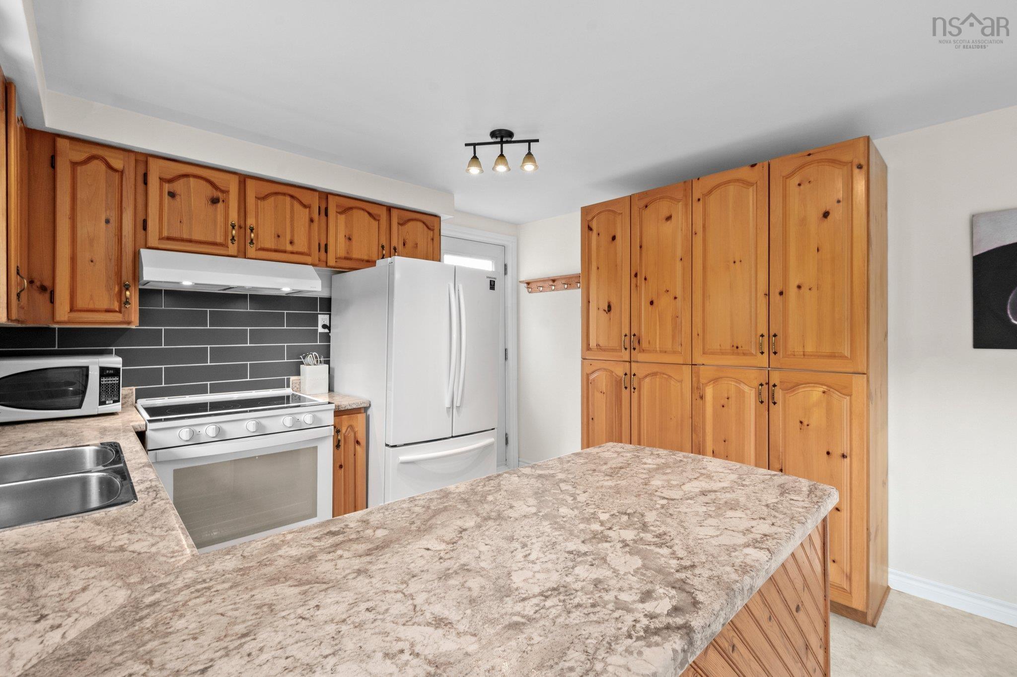 $549,900.00: 15 Nordic Court, Lower Sackville