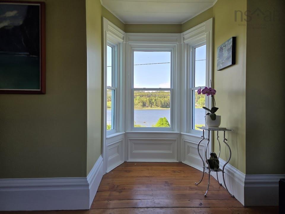 $489,999.00: 3781 Highway 332, Riverport