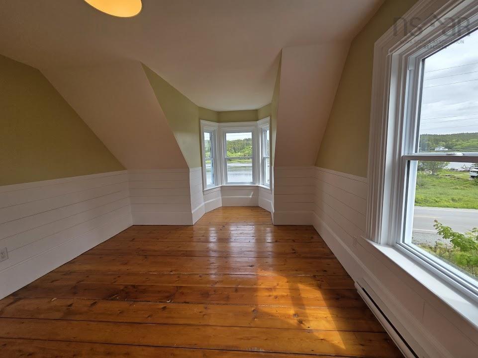 $489,999.00: 3781 Highway 332, Riverport