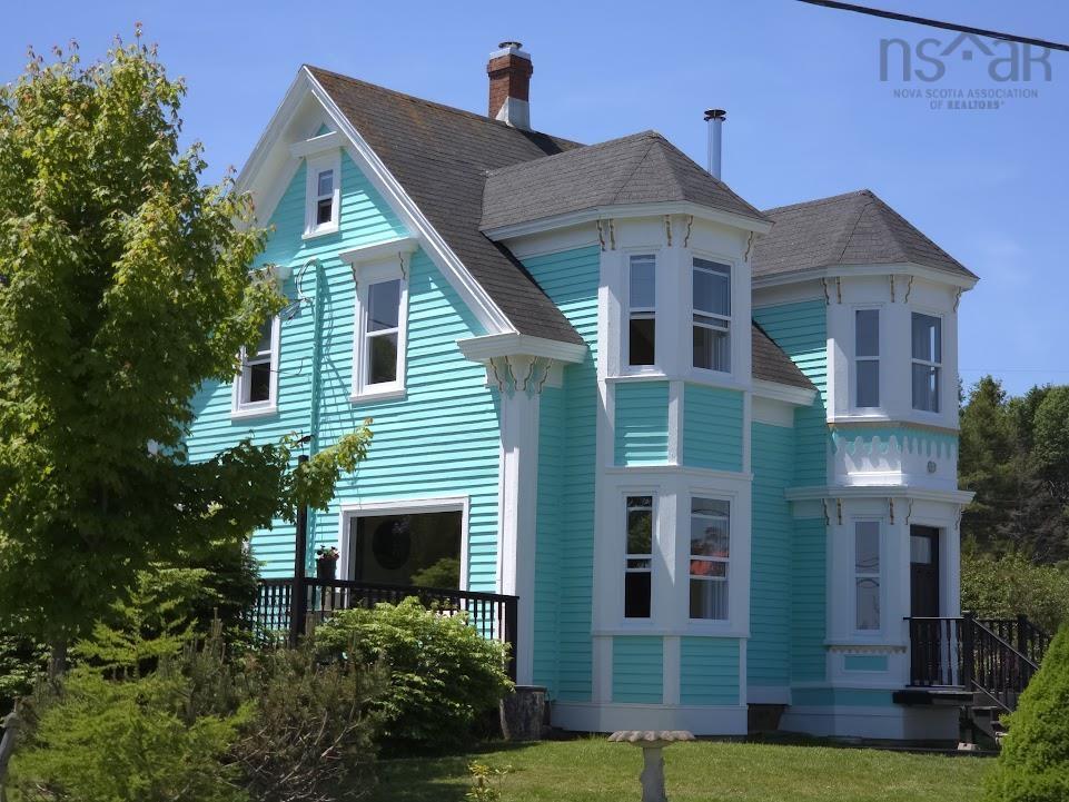 $489,999.00: 3781 Highway 332, Riverport