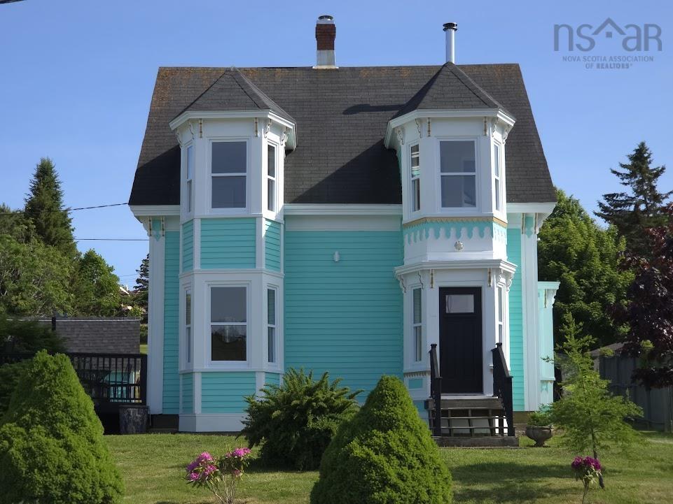 $489,999.00: 3781 Highway 332, Riverport