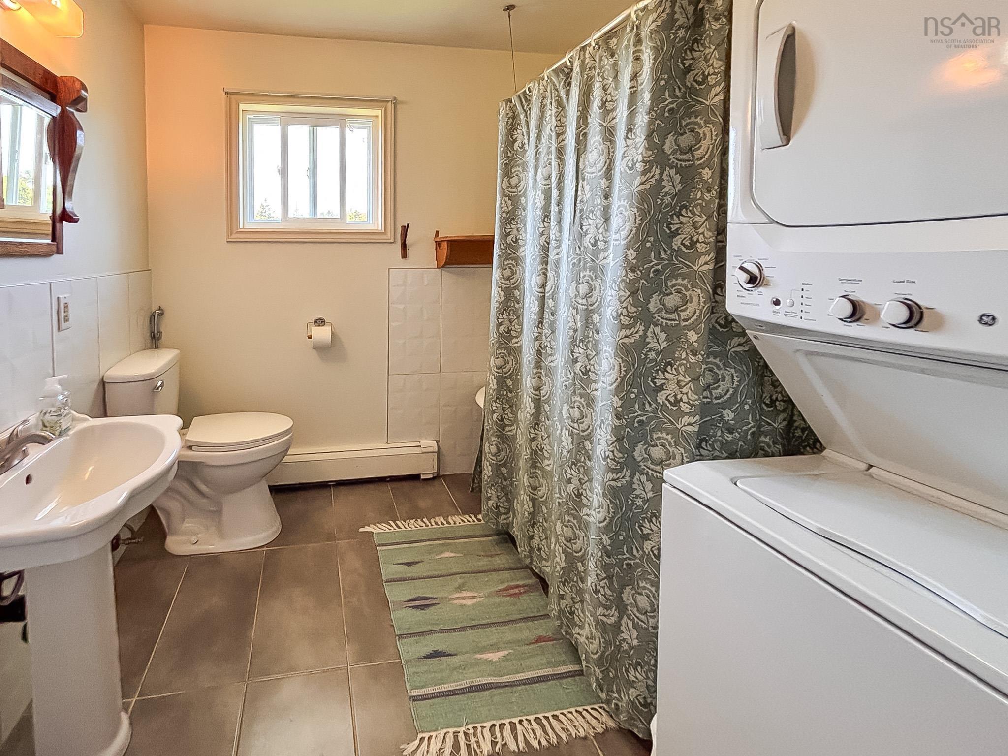 $399,900.00: 103 Chestnut Road, West Dublin