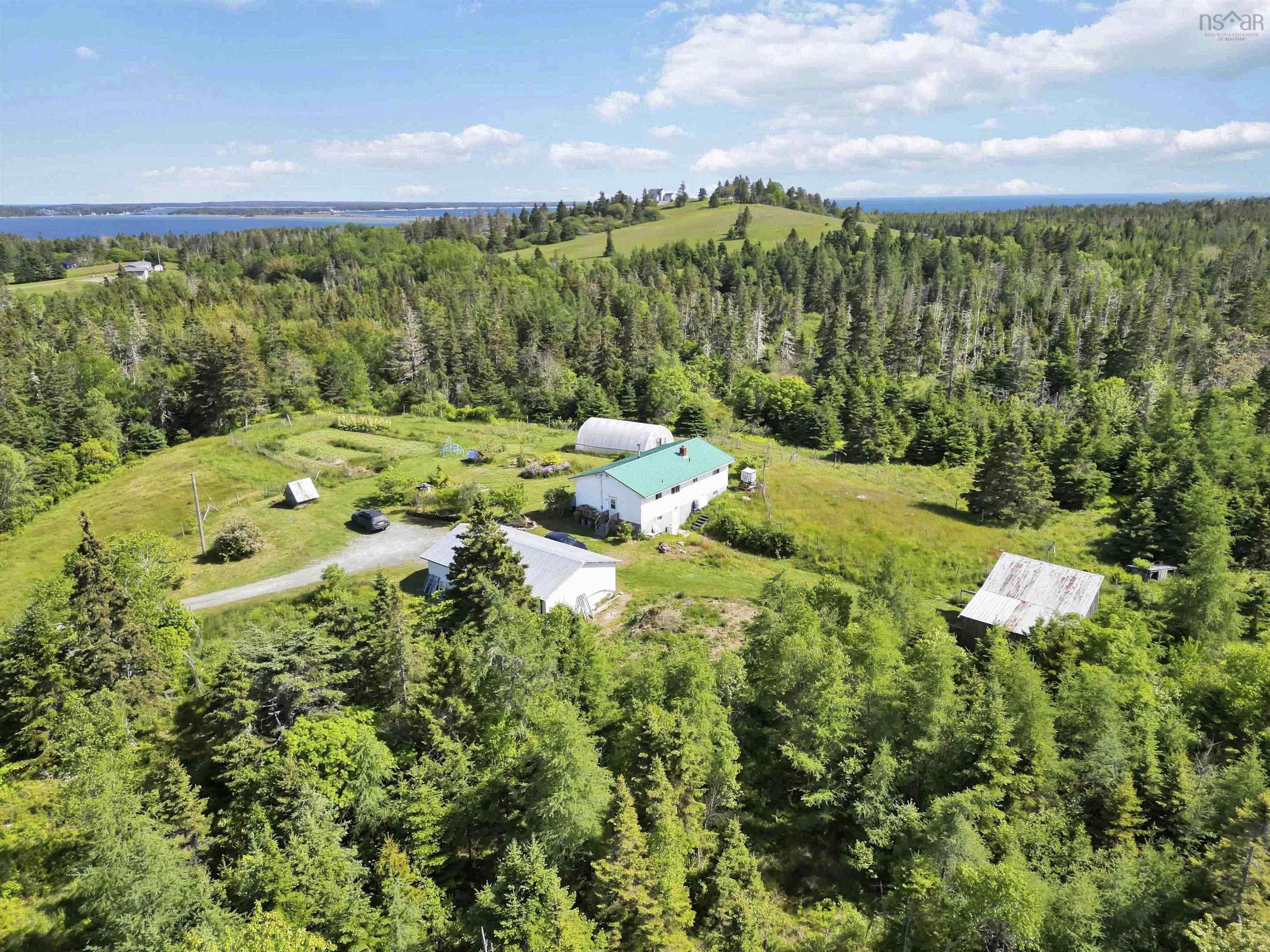 $399,900.00: 103 Chestnut Road, West Dublin