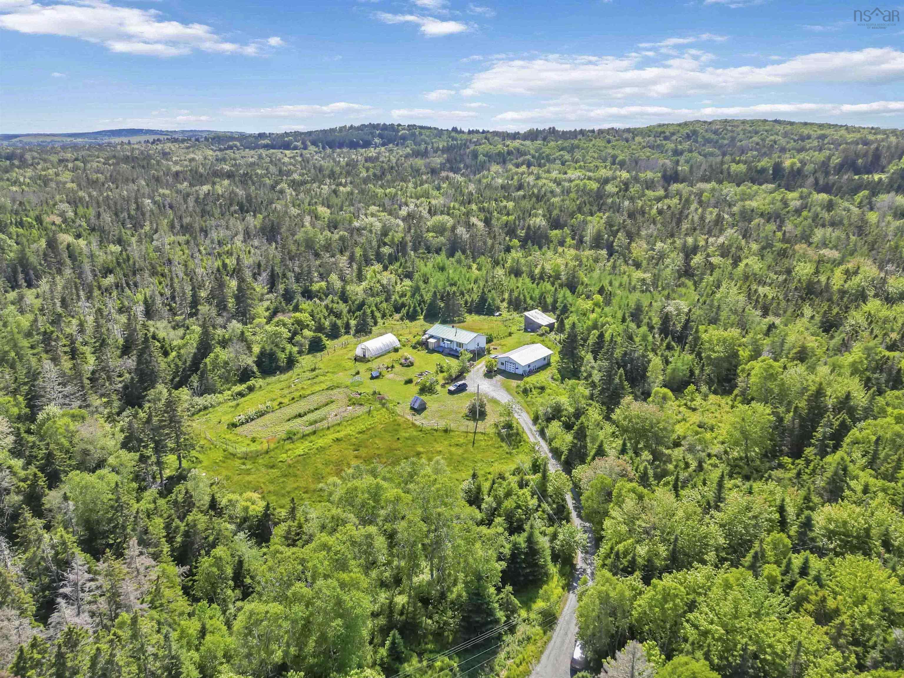 $399,900.00: 103 Chestnut Road, West Dublin