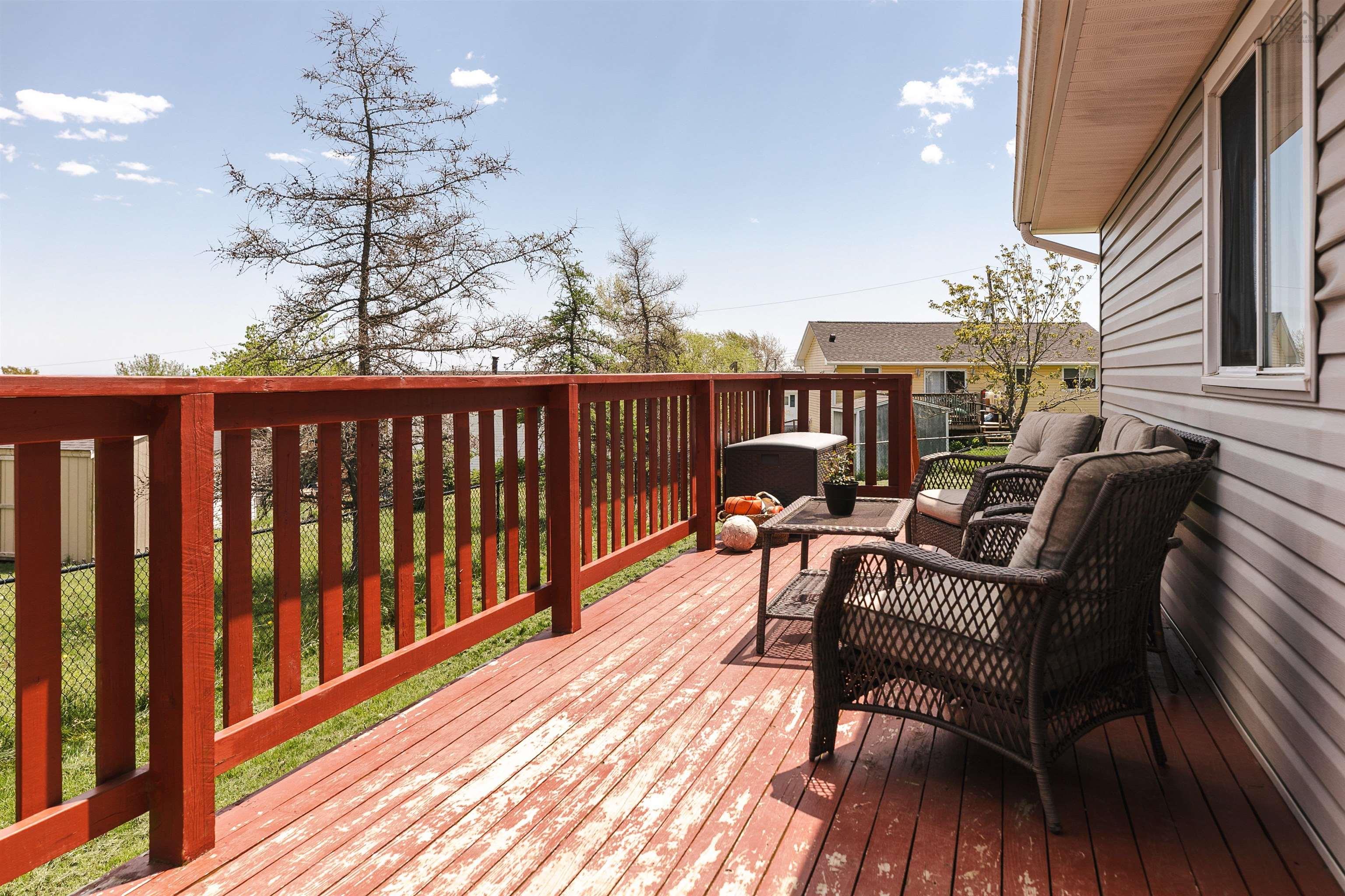 $449,900.00: 30 Lanarkshire, Cole Harbour