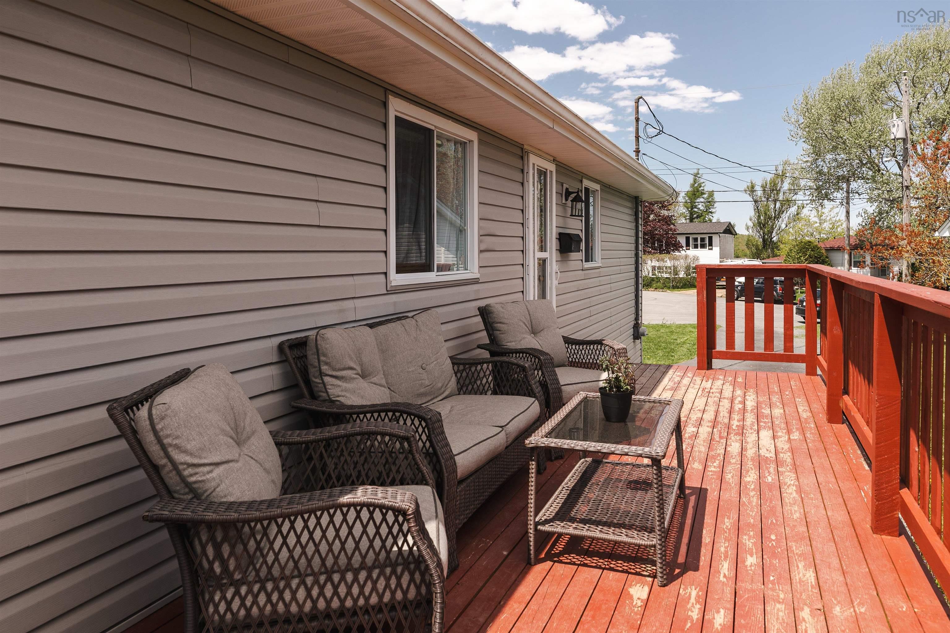 $449,900.00: 30 Lanarkshire, Cole Harbour