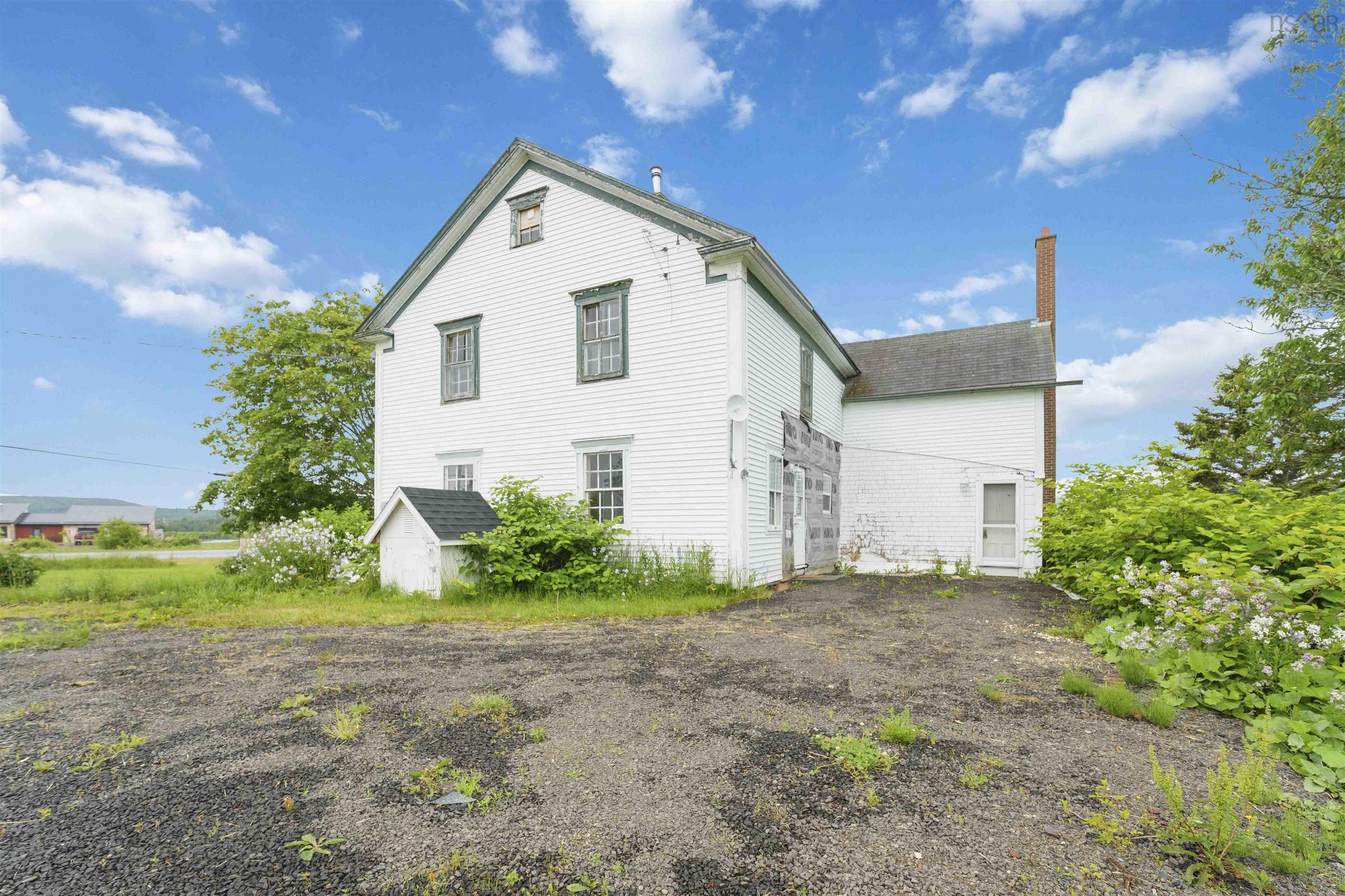 $299,000.00: 8045 Highway 1, Upper Granville