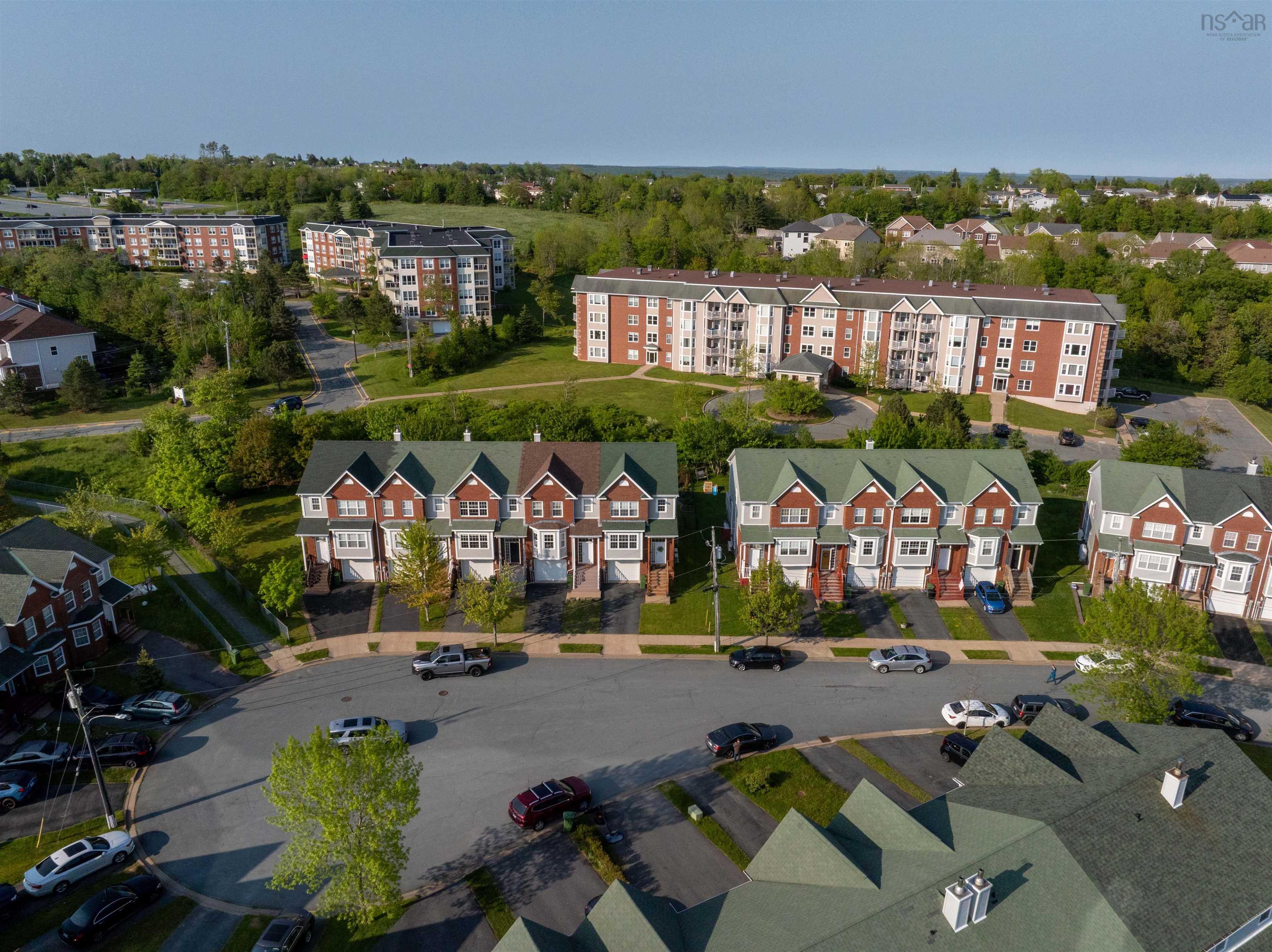 $549,900.00: 31 Woodhaven Close, Dartmouth