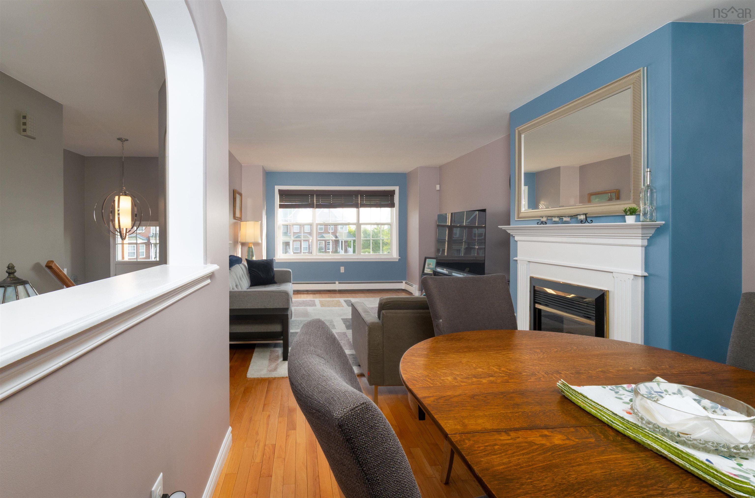 $549,900.00: 31 Woodhaven Close, Dartmouth