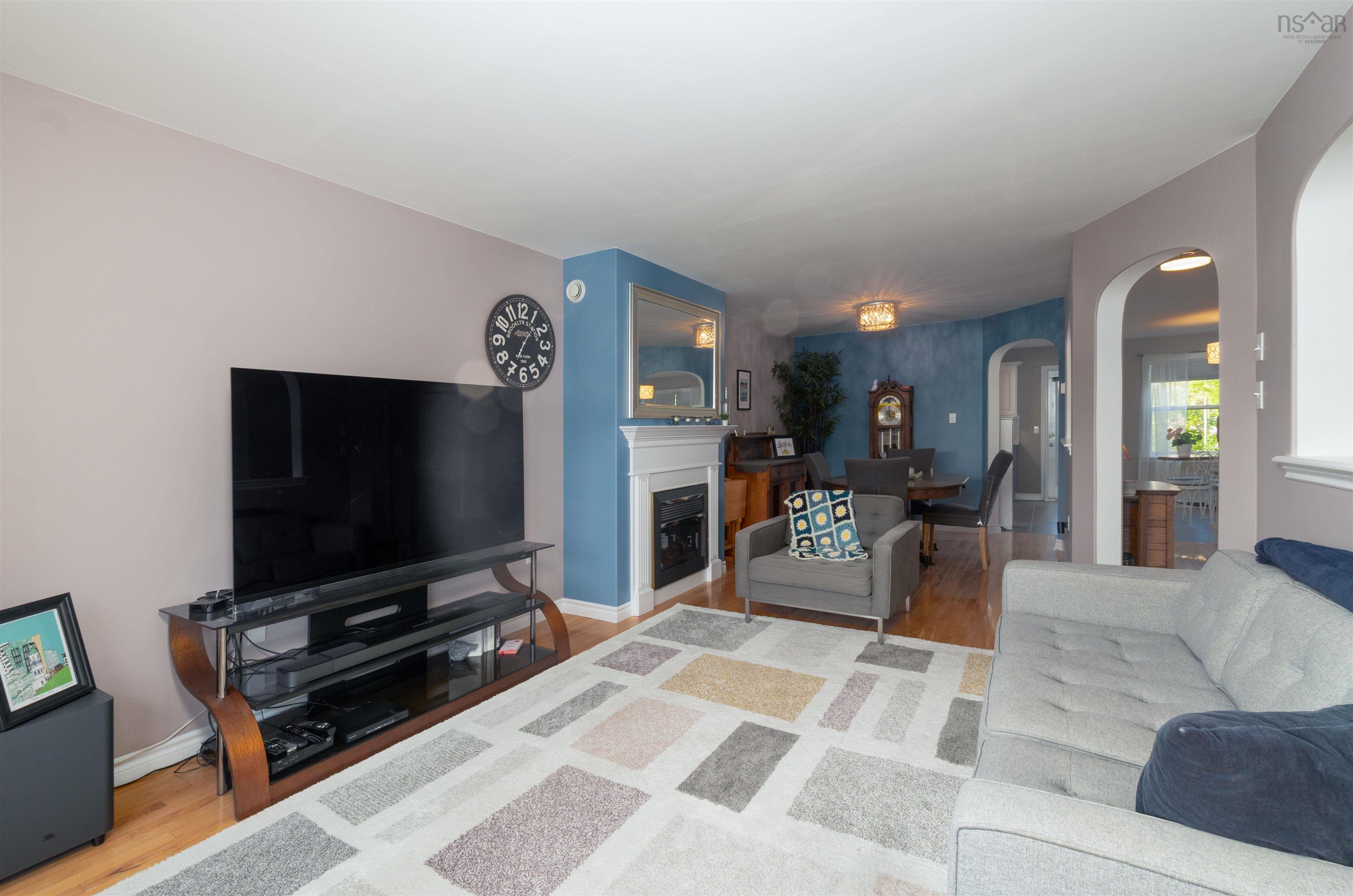 $549,900.00: 31 Woodhaven Close, Dartmouth