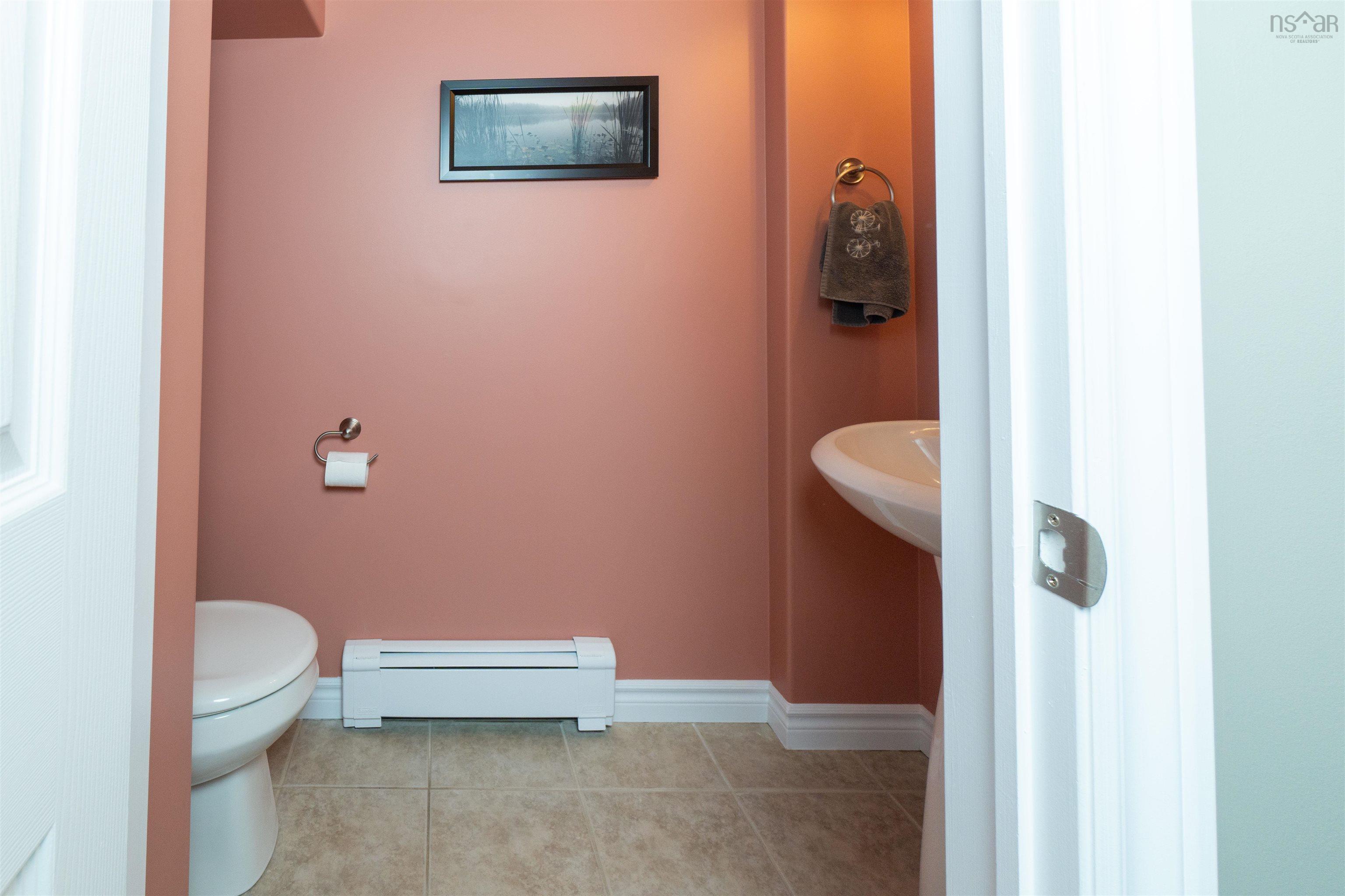 $549,900.00: 31 Woodhaven Close, Dartmouth