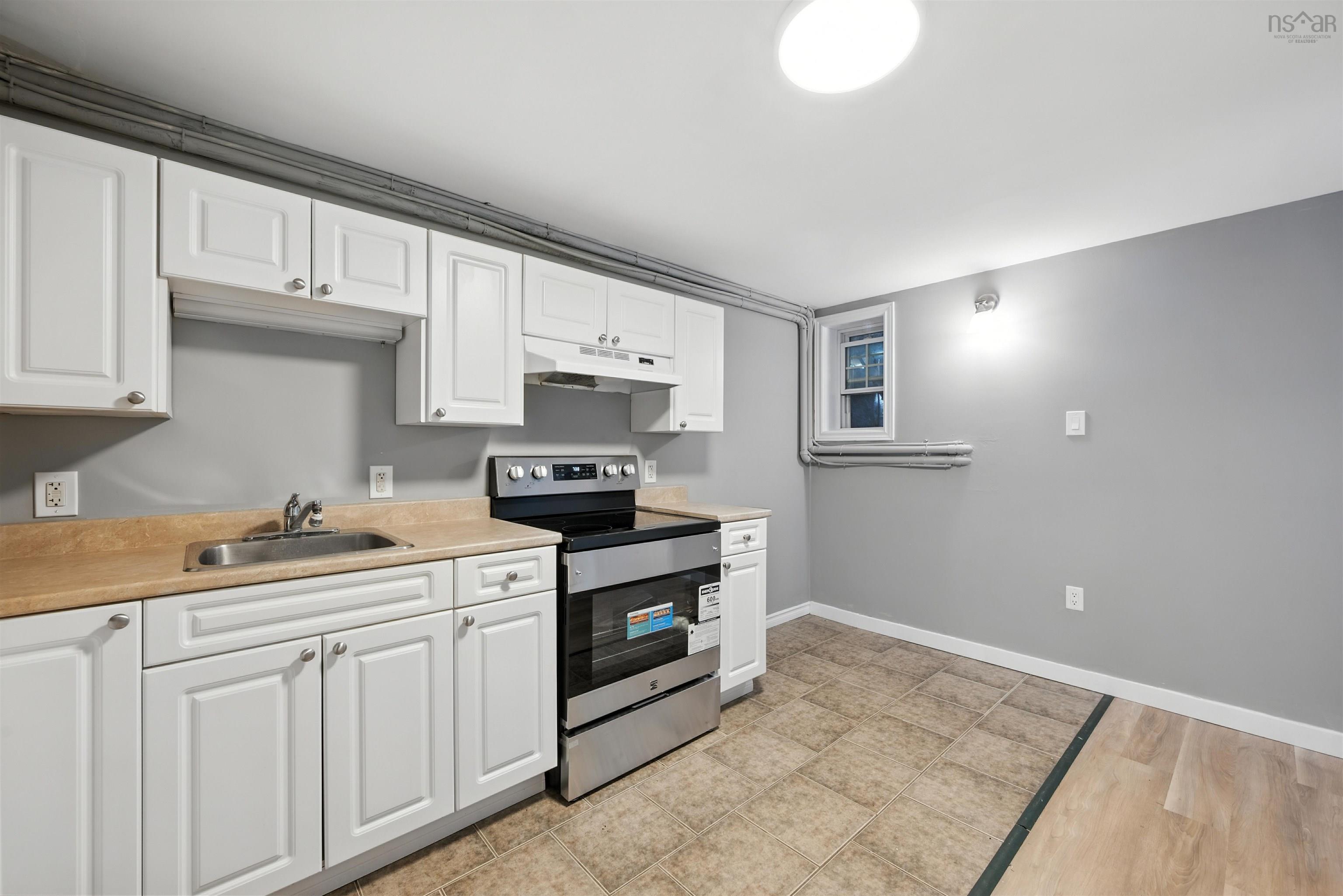 $920,000.00: 6944 Leppert Street, Halifax