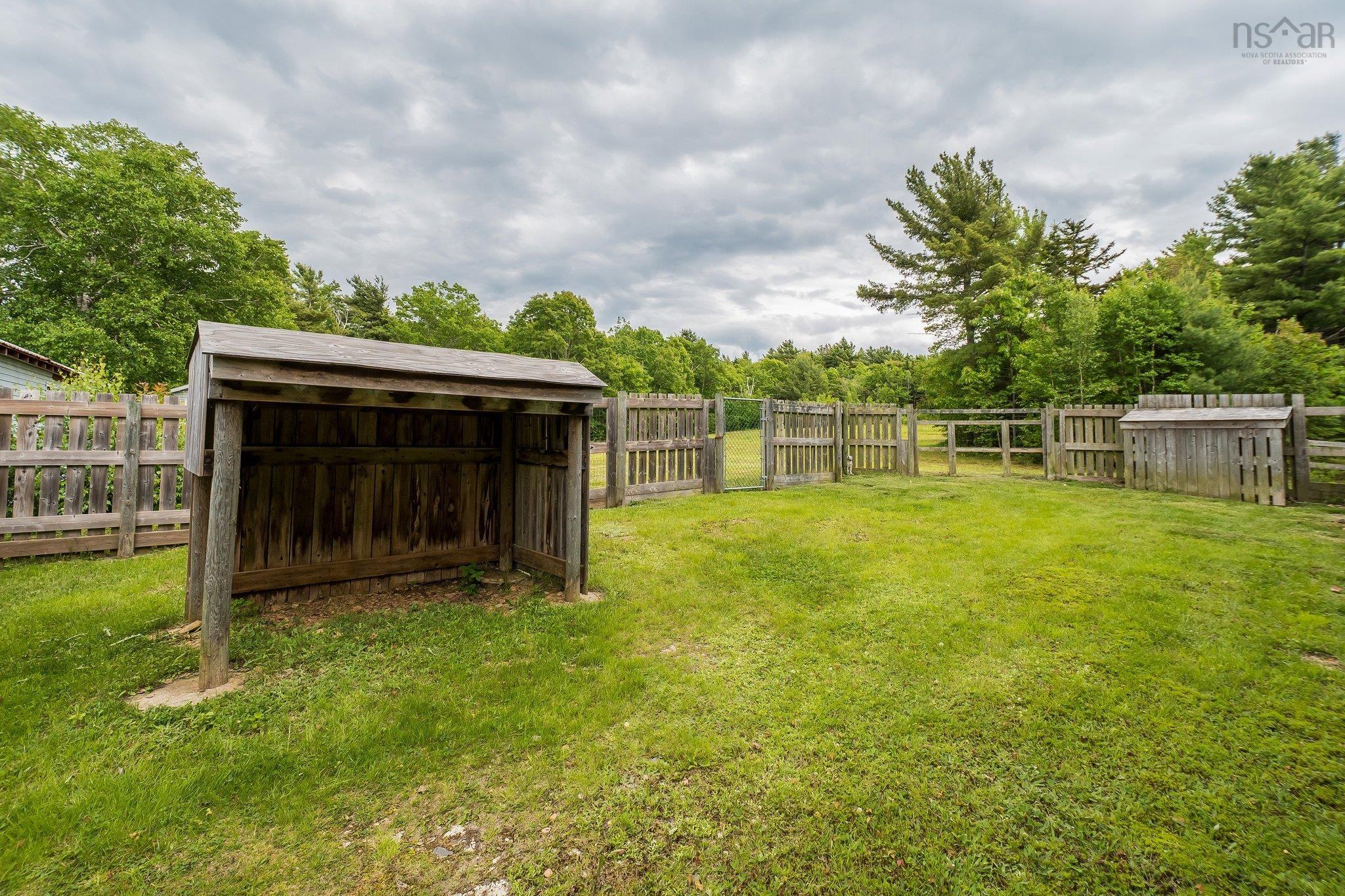 $495,000.00: 72 New Canaan Road, Canaan