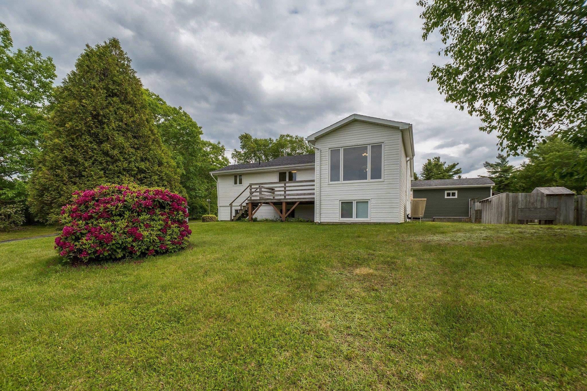 $495,000.00: 72 New Canaan Road, Canaan