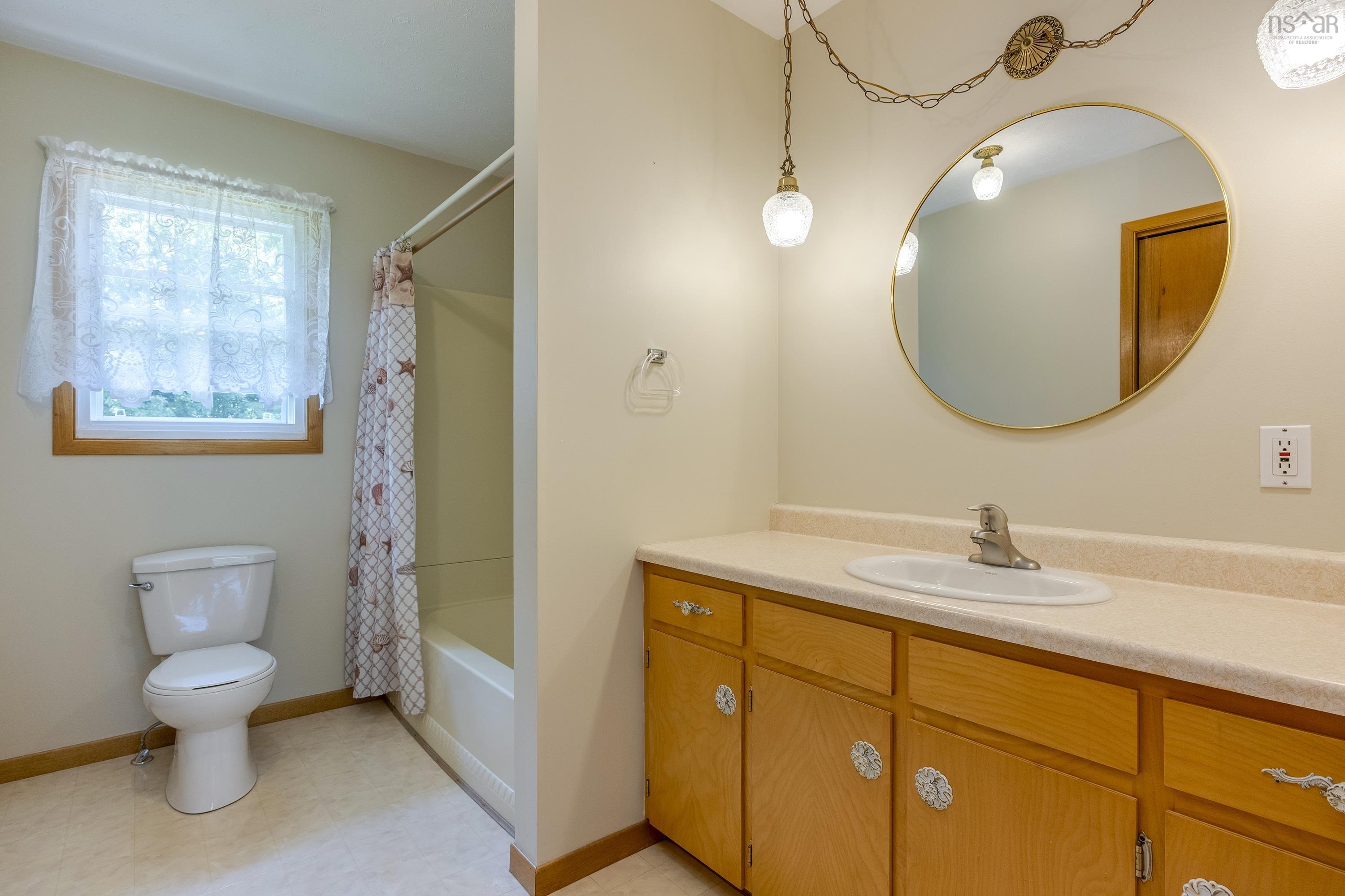 $487,500.00: 1803 Gerald Drive Drive, Coldbrook