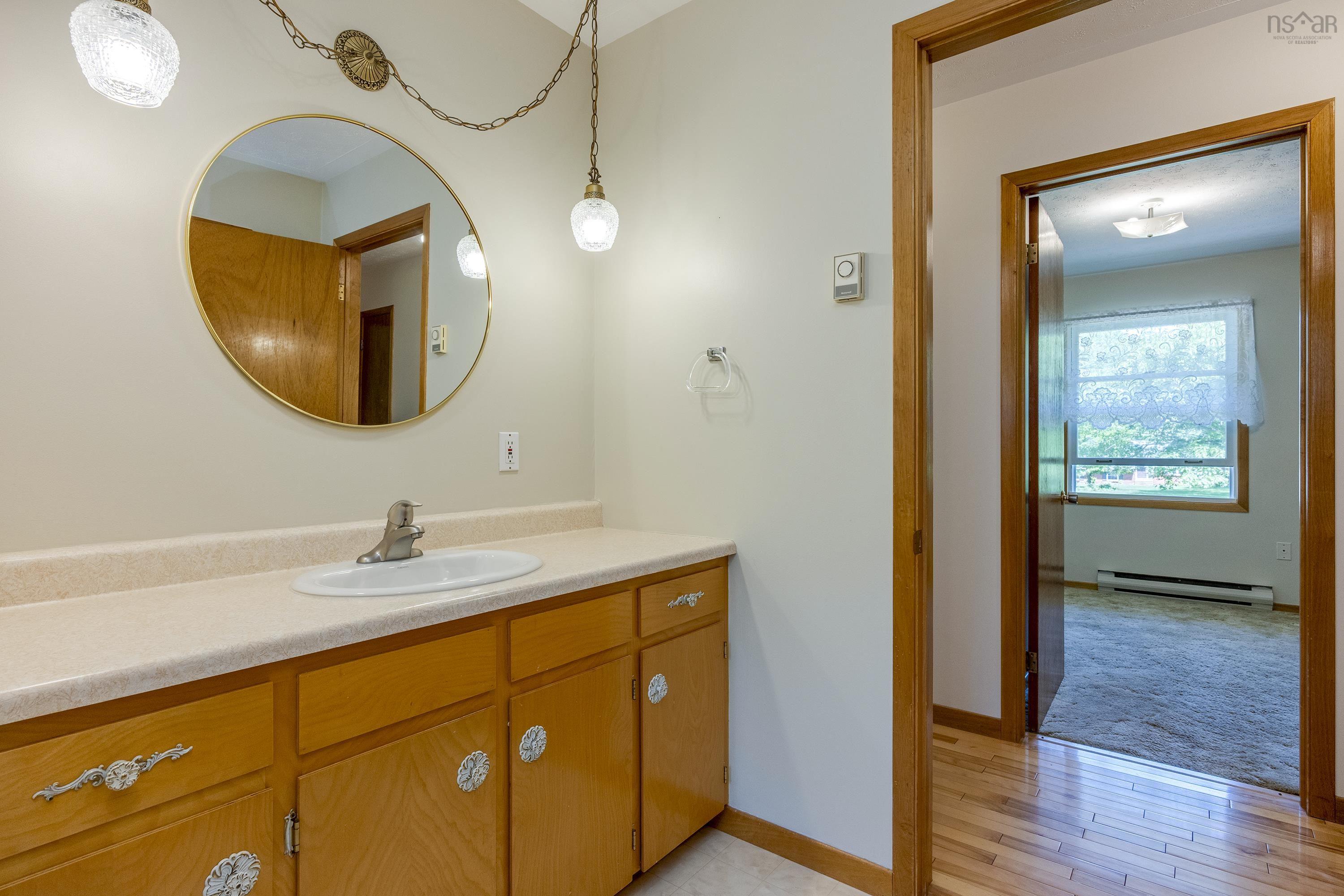 $487,500.00: 1803 Gerald Drive Drive, Coldbrook