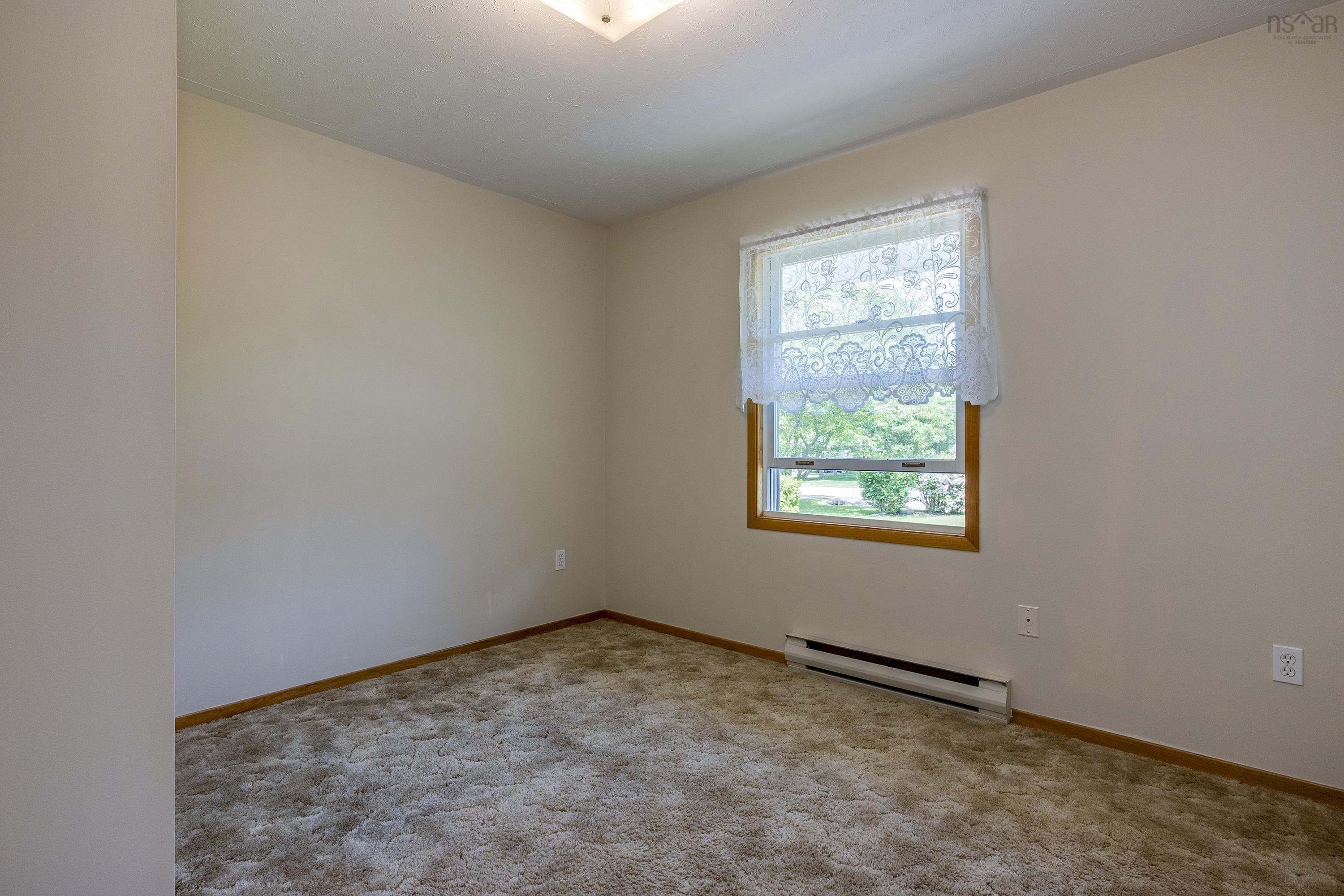 $487,500.00: 1803 Gerald Drive Drive, Coldbrook