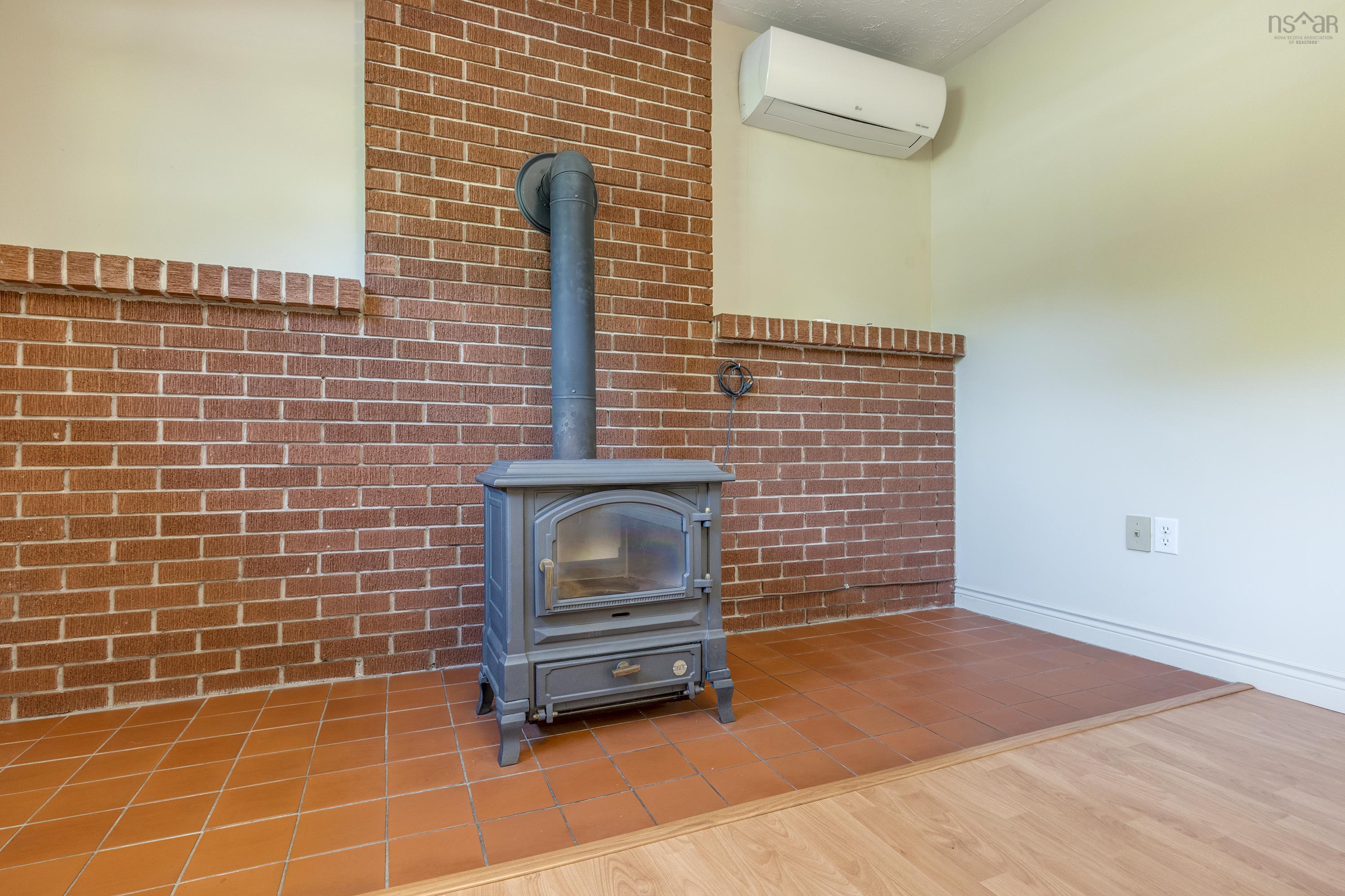 $487,500.00: 1803 Gerald Drive Drive, Coldbrook