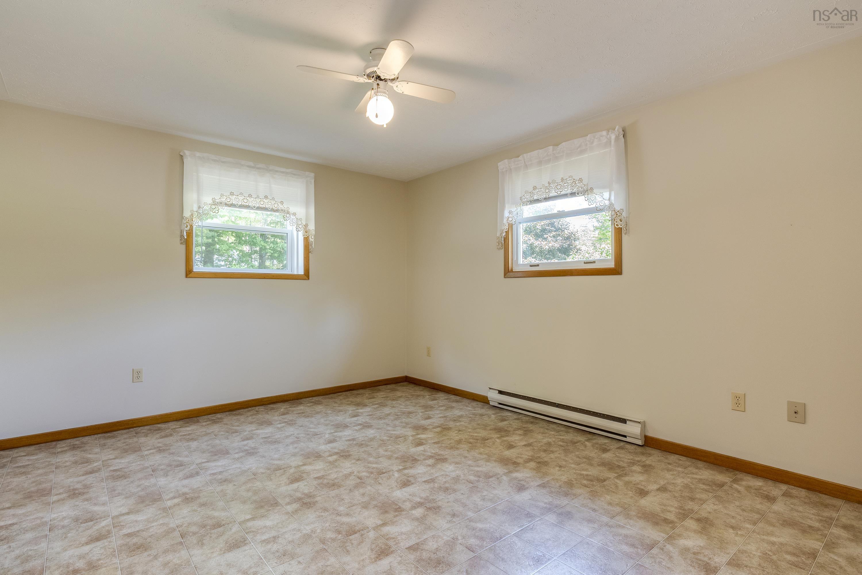 $487,500.00: 1803 Gerald Drive Drive, Coldbrook