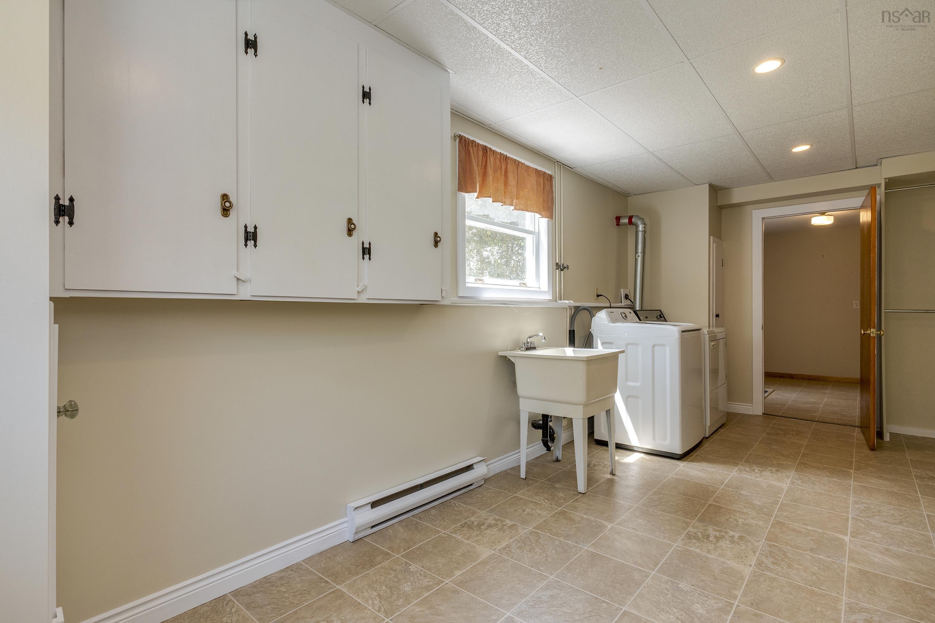 $487,500.00: 1803 Gerald Drive Drive, Coldbrook