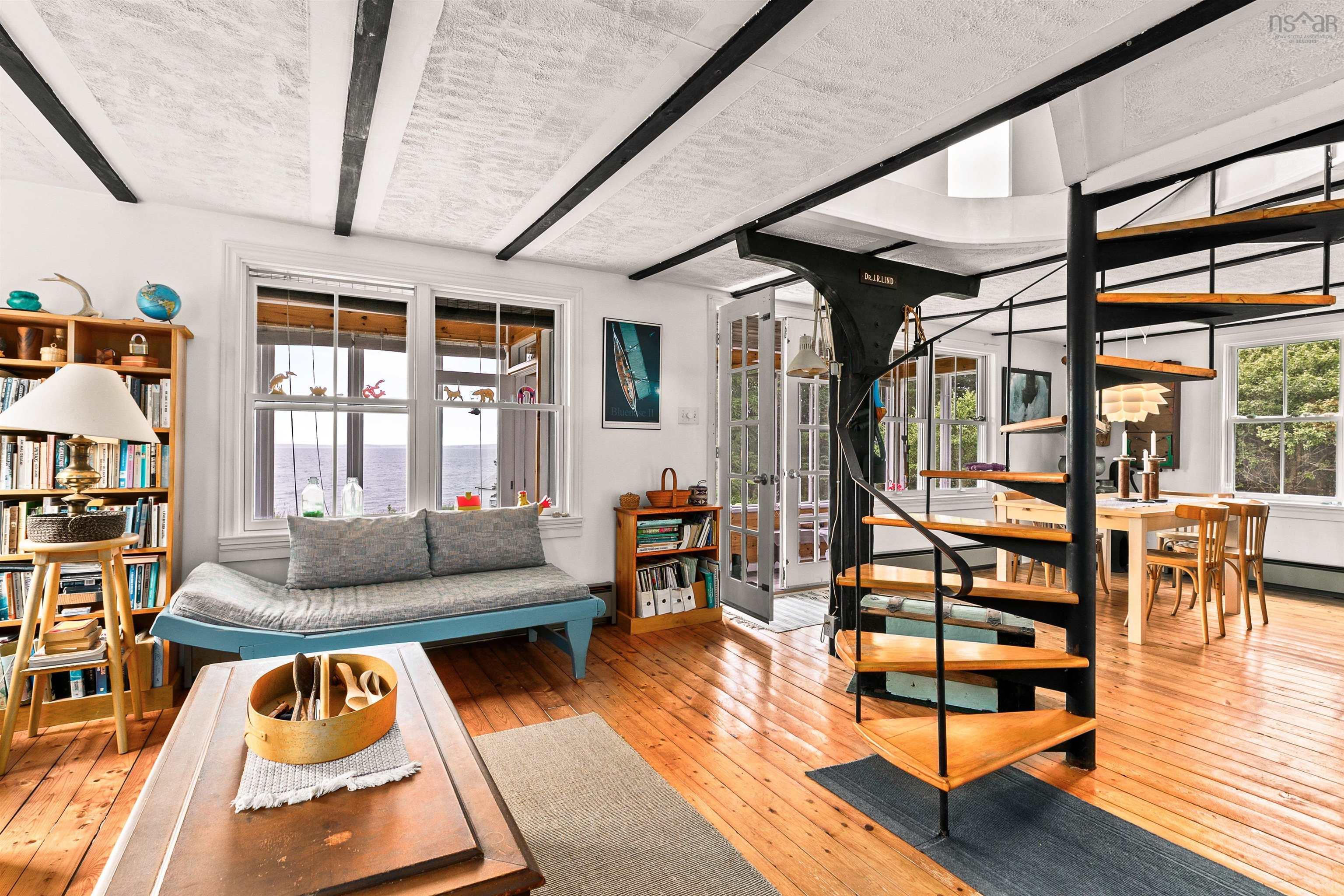 $699,000.00: 326 Upper Blandford Road, Deep Cove