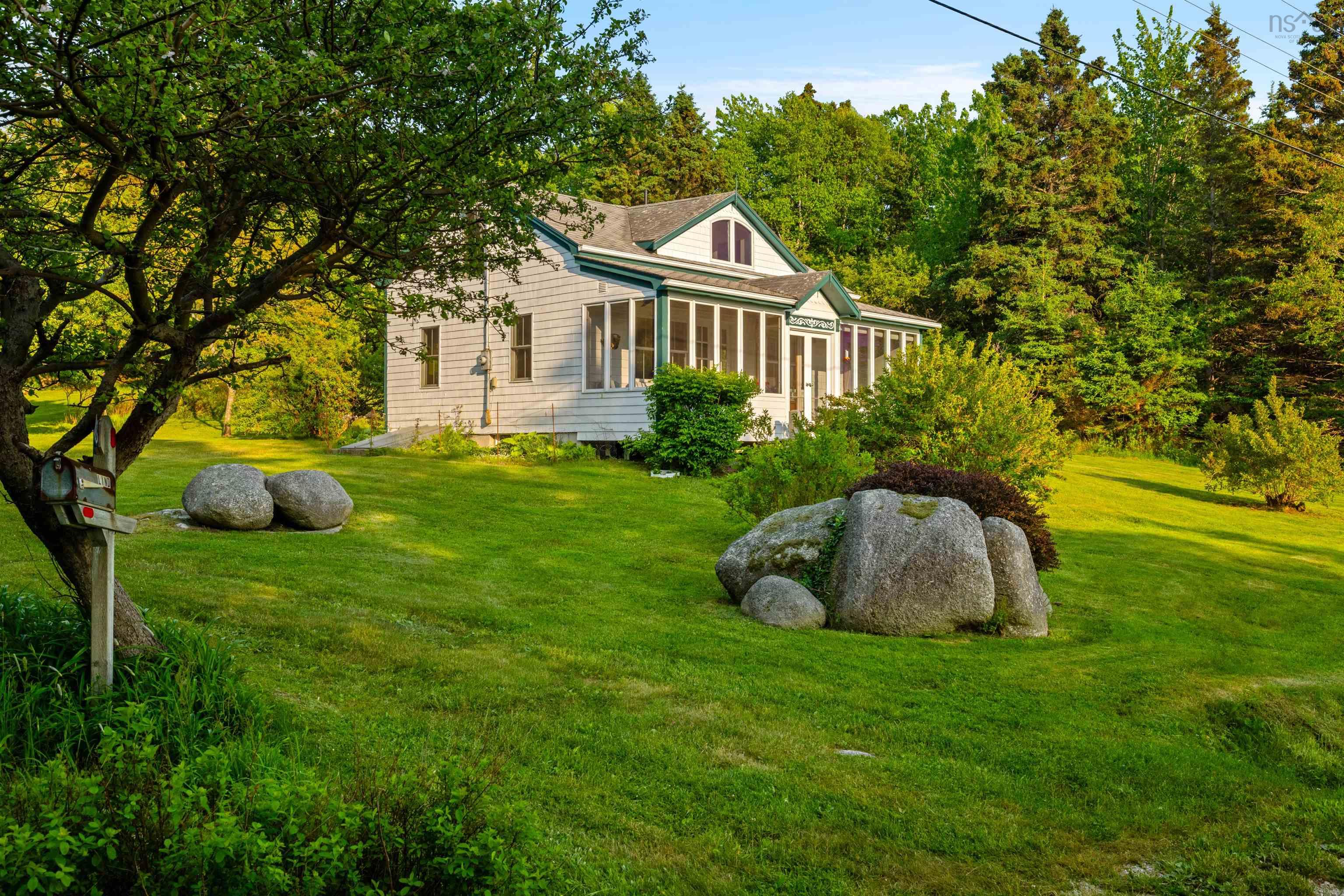 $699,000.00: 326 Upper Blandford Road, Deep Cove