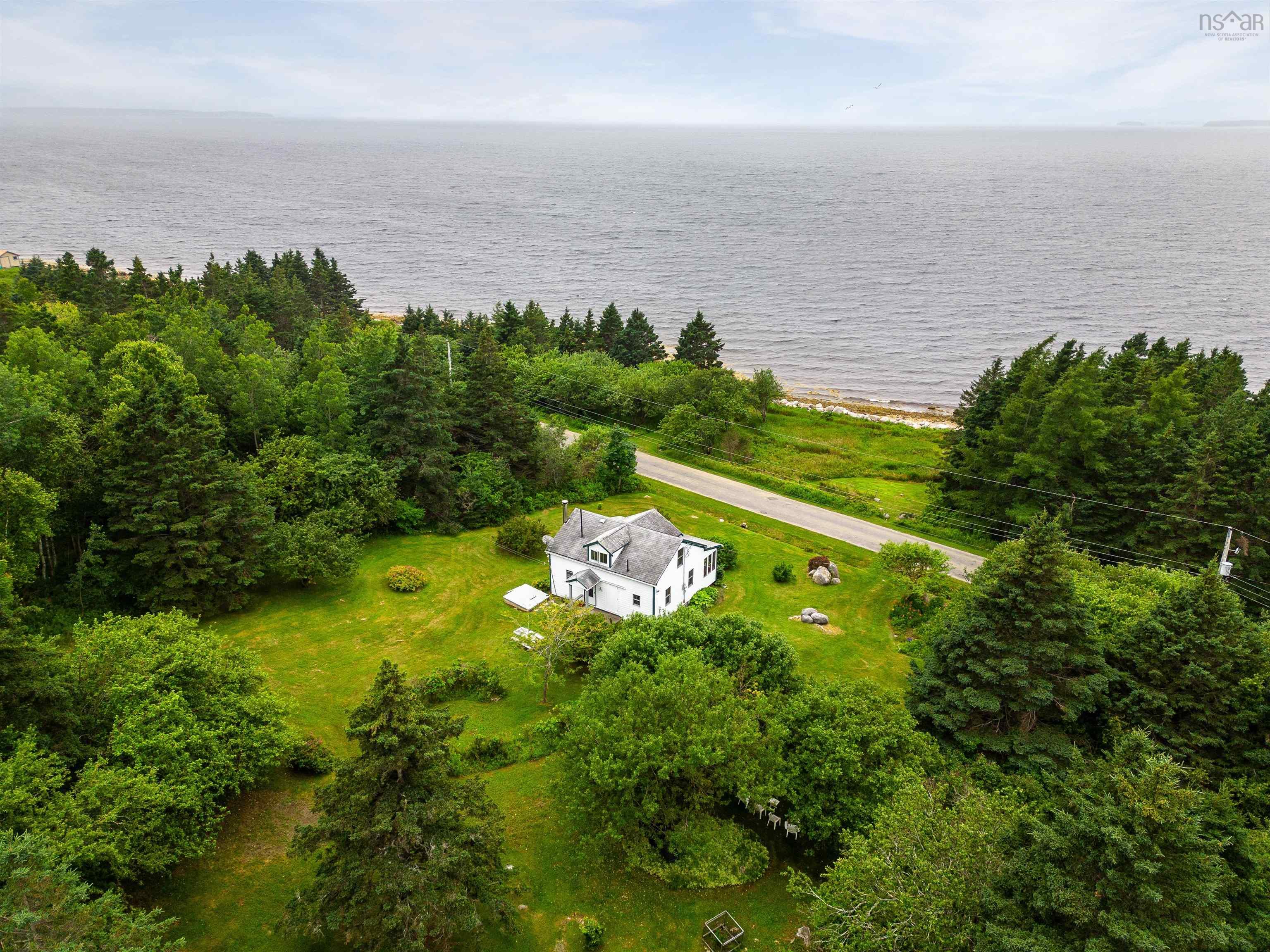 $699,000.00: 326 Upper Blandford Road, Deep Cove