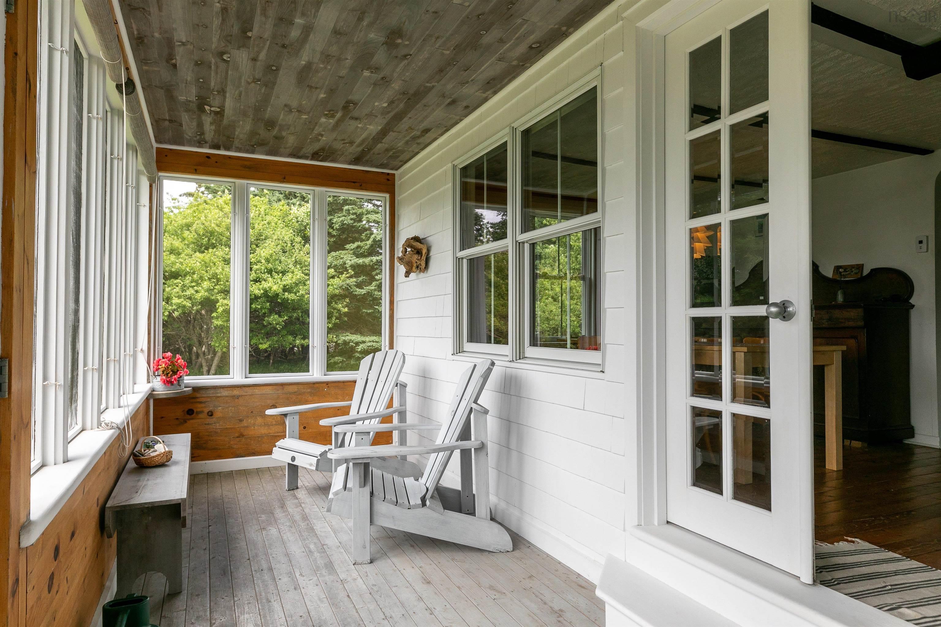 $699,000.00: 326 Upper Blandford Road, Deep Cove