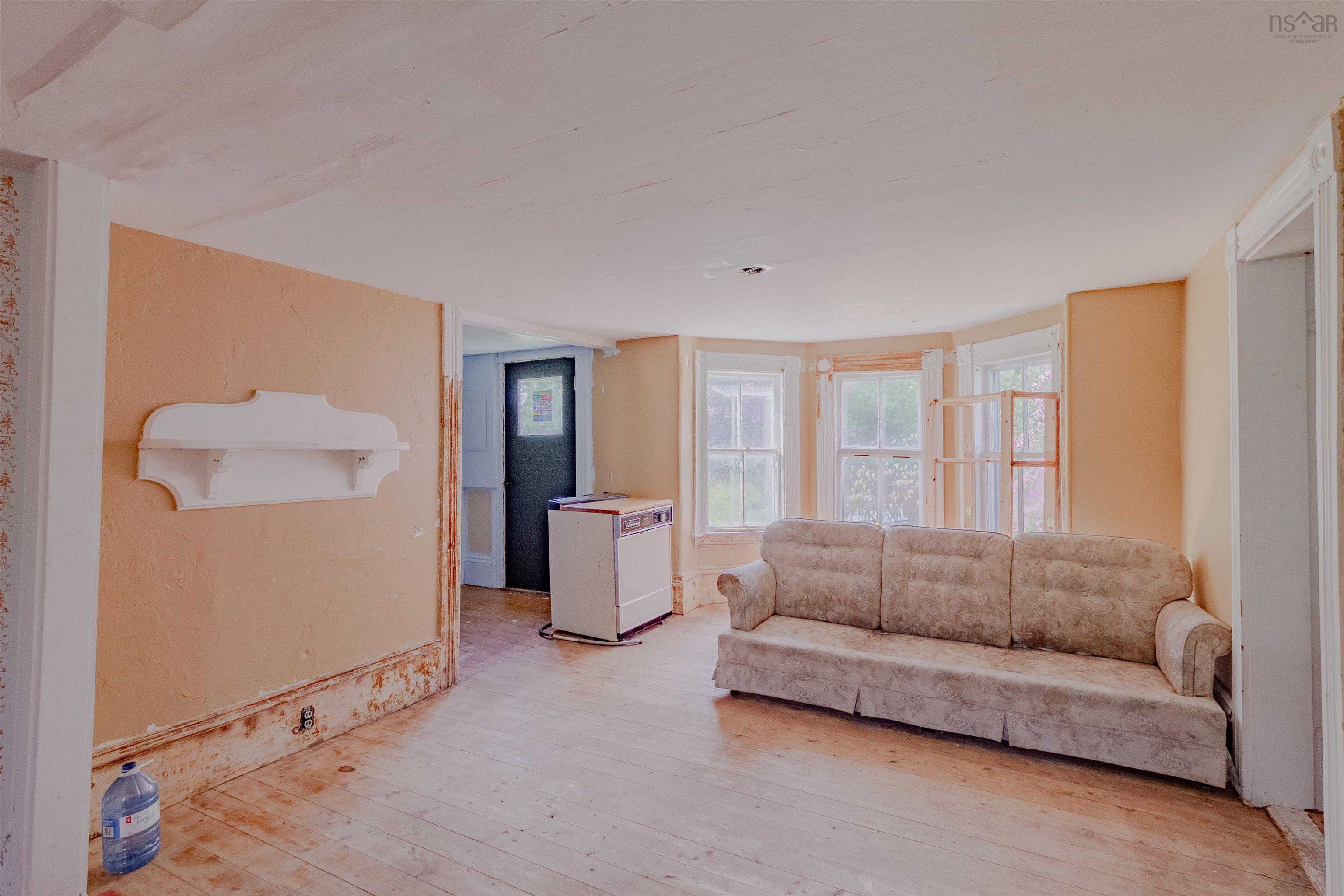 $169,900.00: 1554 Shore Road, Gunning Cove