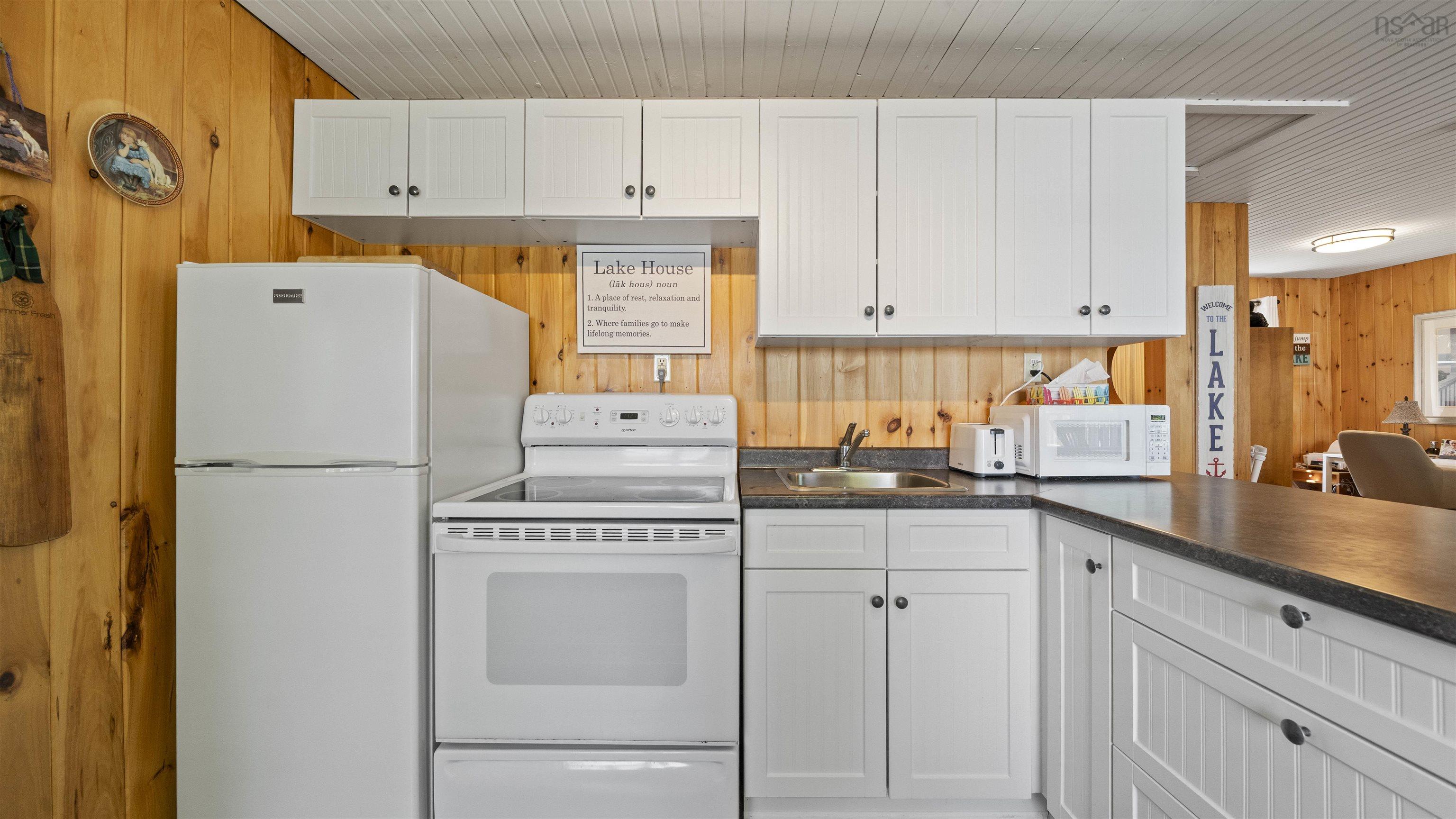 $399,900.00: 45 Crooked Lake Road, Camperdown