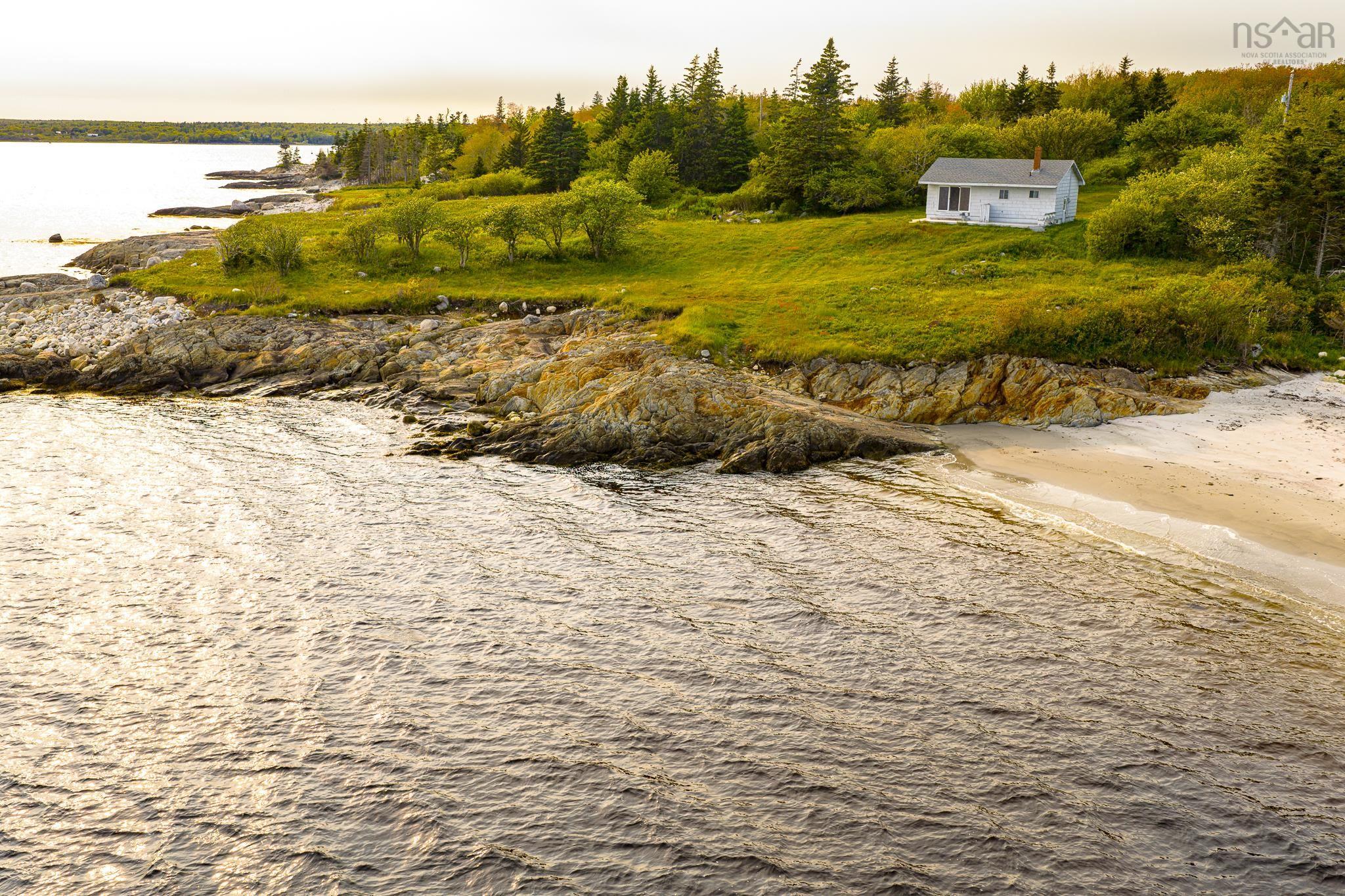 $995,000.00: 1718 Sandy Point Road, Sandy Point