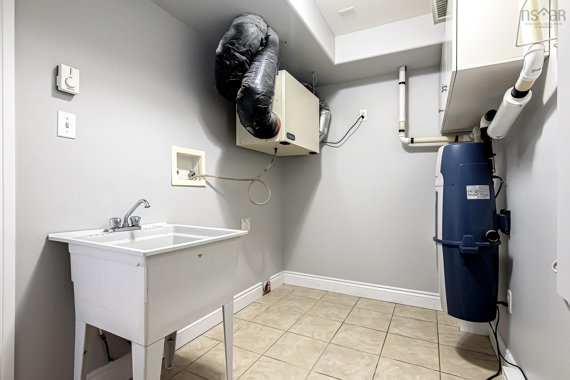 80 Lundy Drive, Cole Harbour, NS (MLS 202515292)