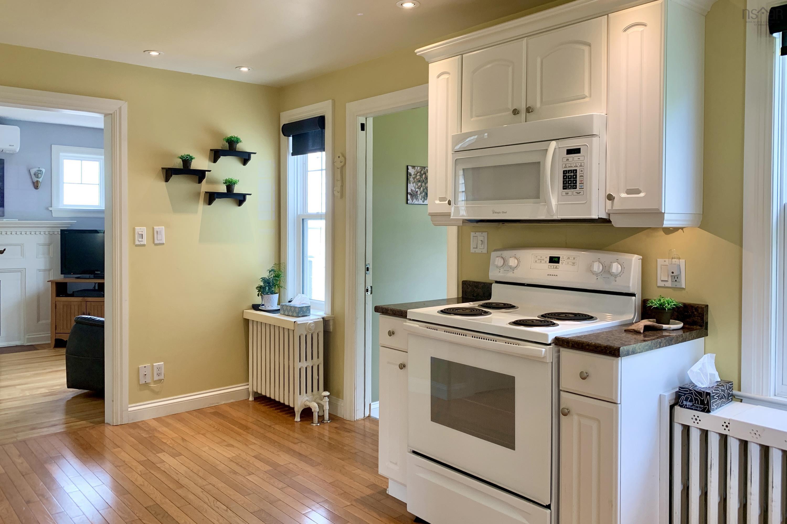 $285,000.00: 63 Duke Street, Oxford