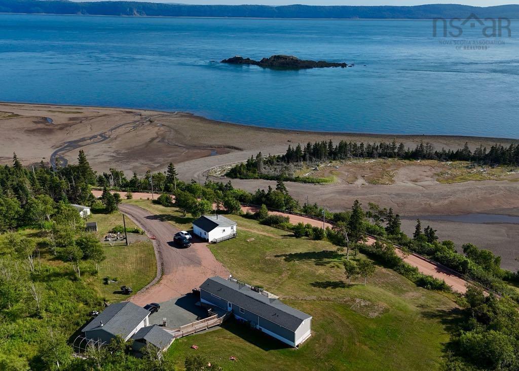 987 West Bay Road, Parrsboro, NS (MLS 202515306)