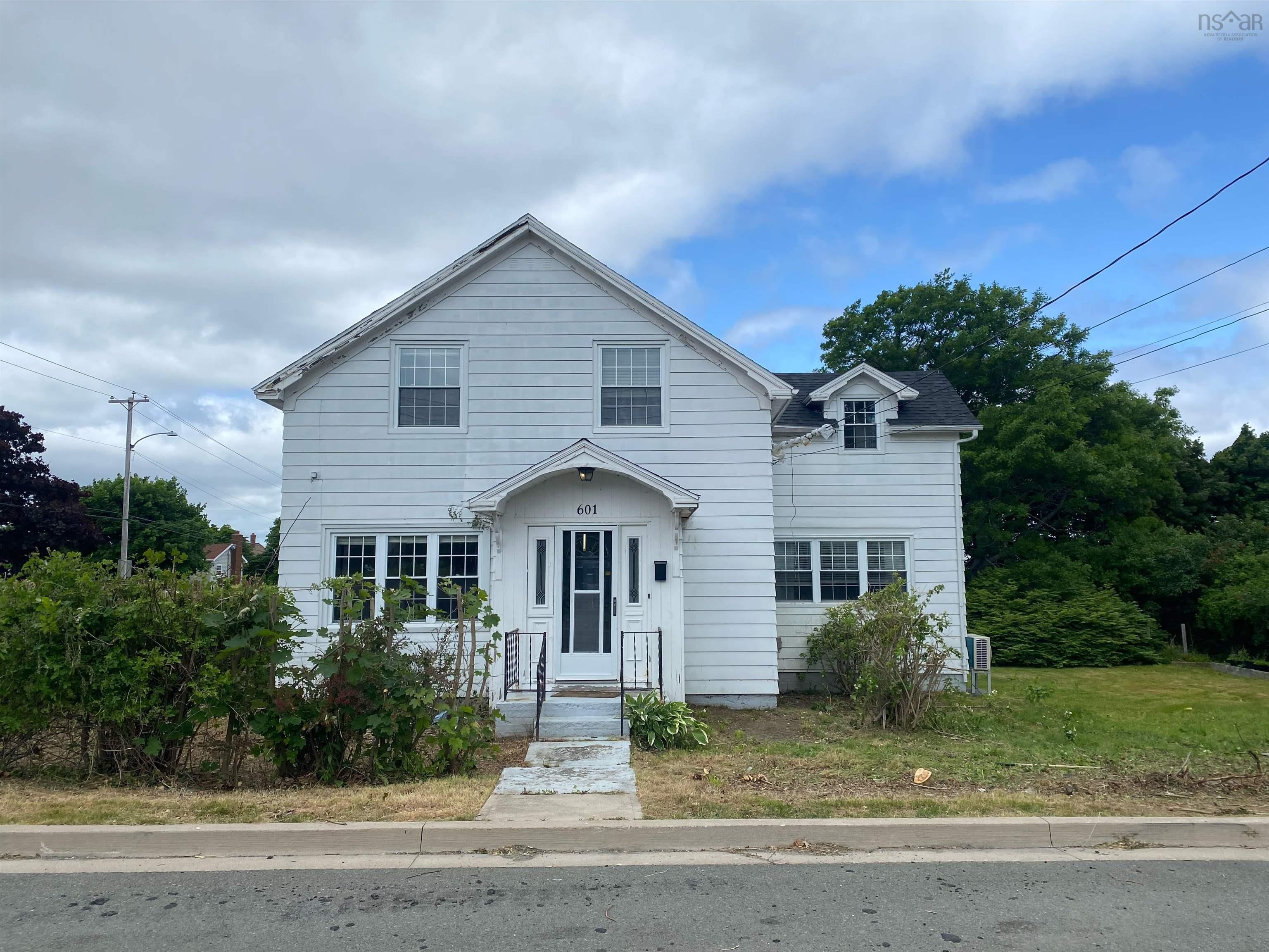 $235,000.00: 601 GEORGE Street, New Waterford