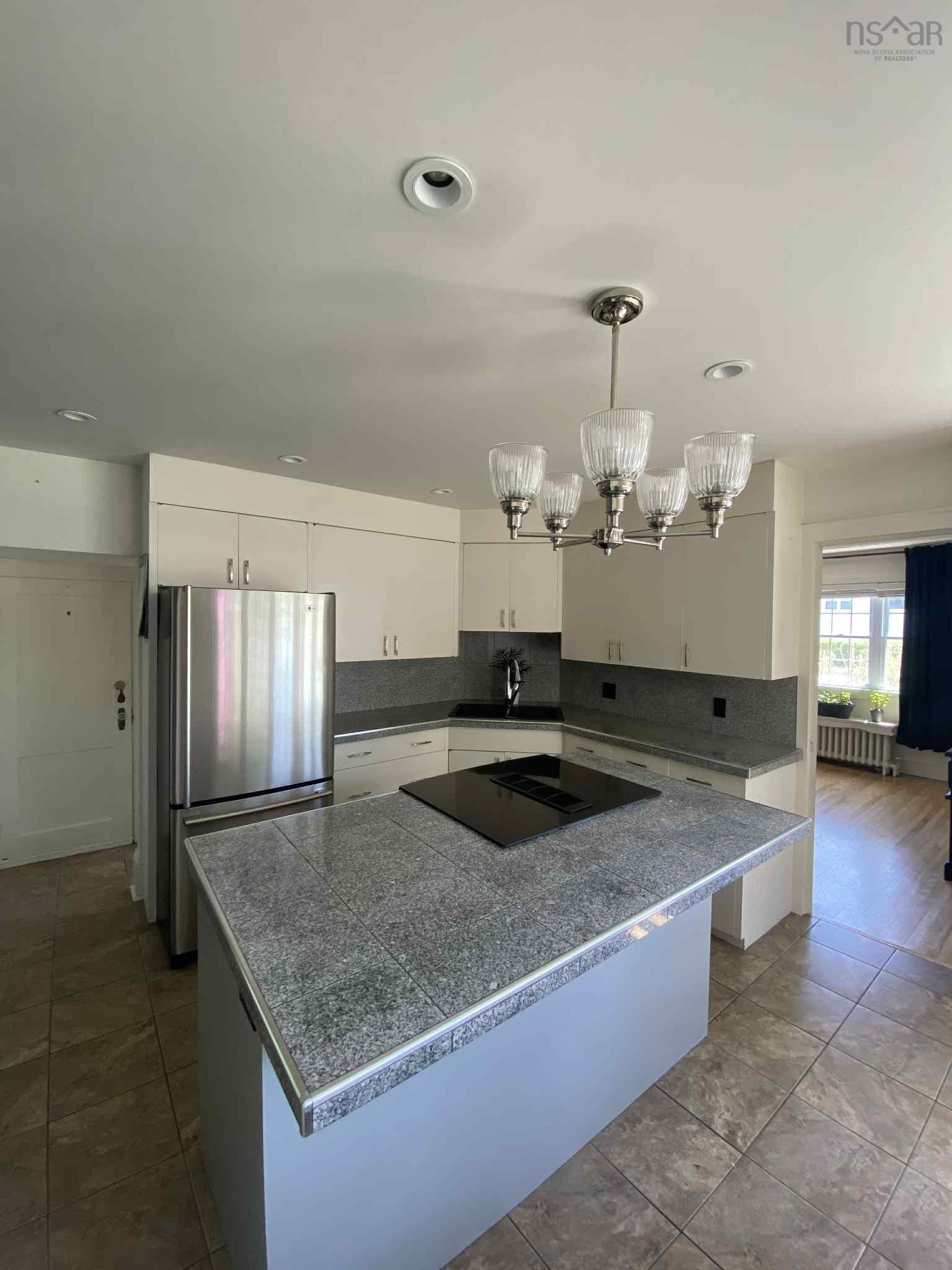 $235,000.00: 601 GEORGE Street, New Waterford