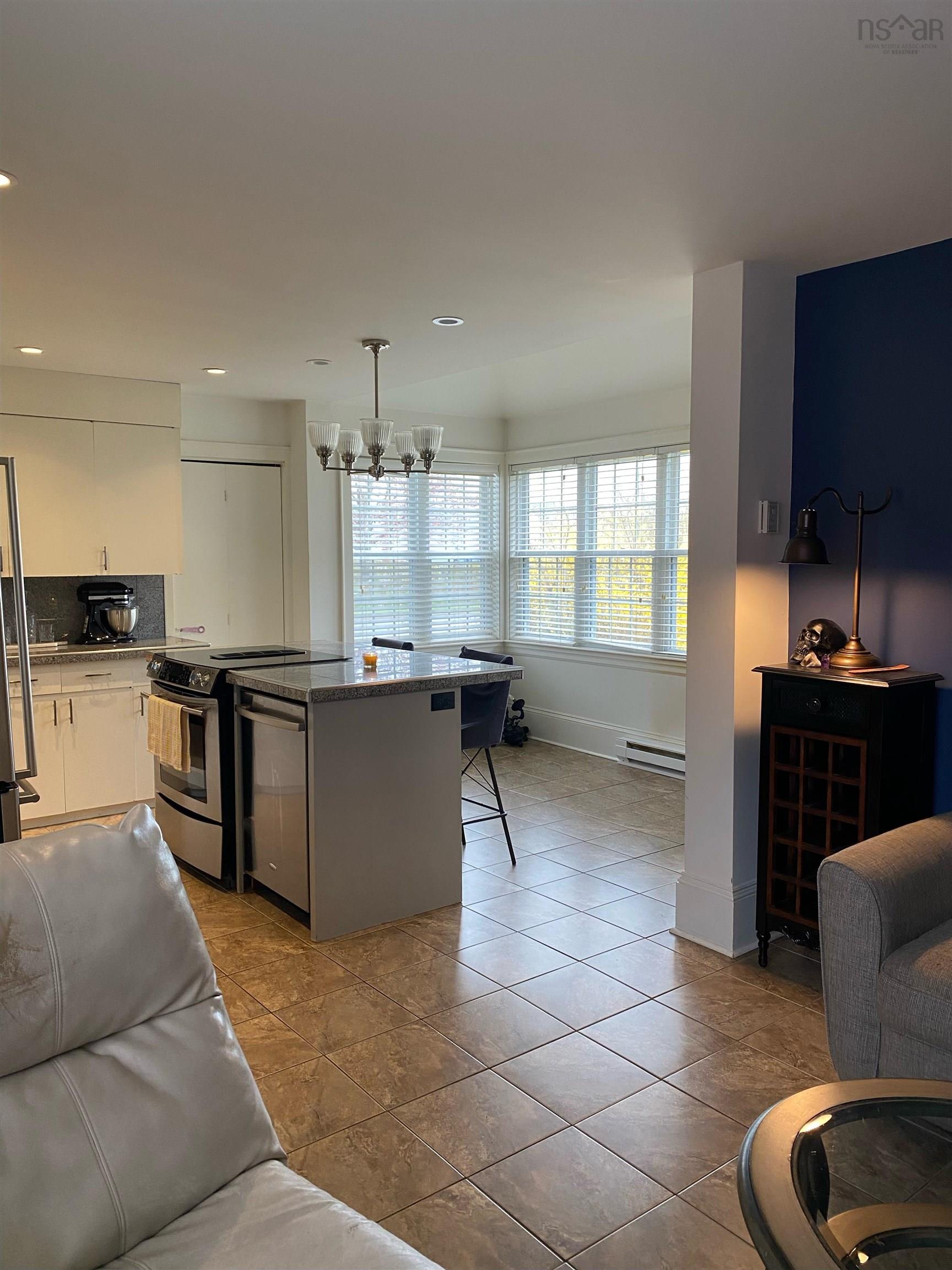 $235,000.00: 601 GEORGE Street, New Waterford