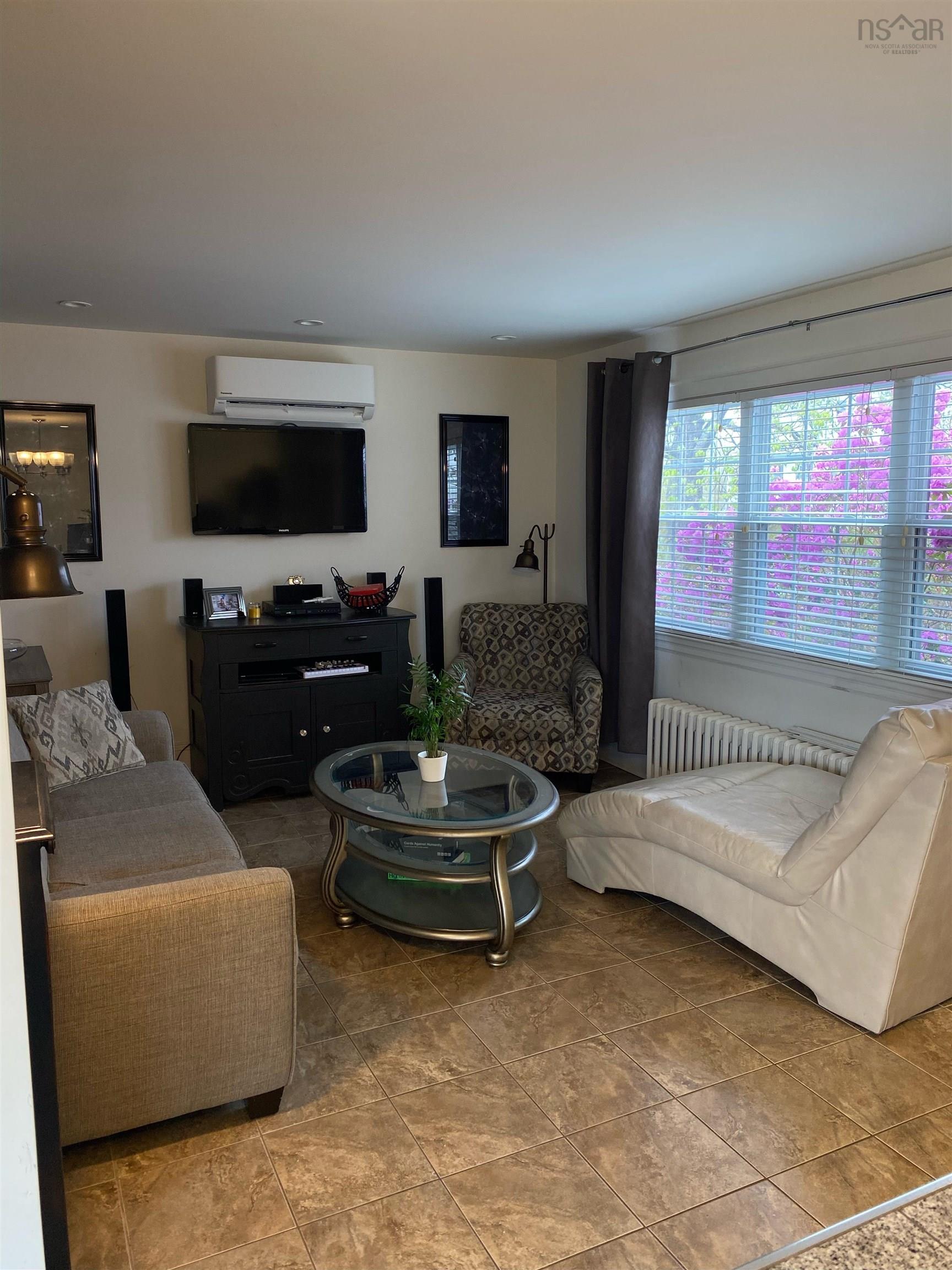 $235,000.00: 601 GEORGE Street, New Waterford