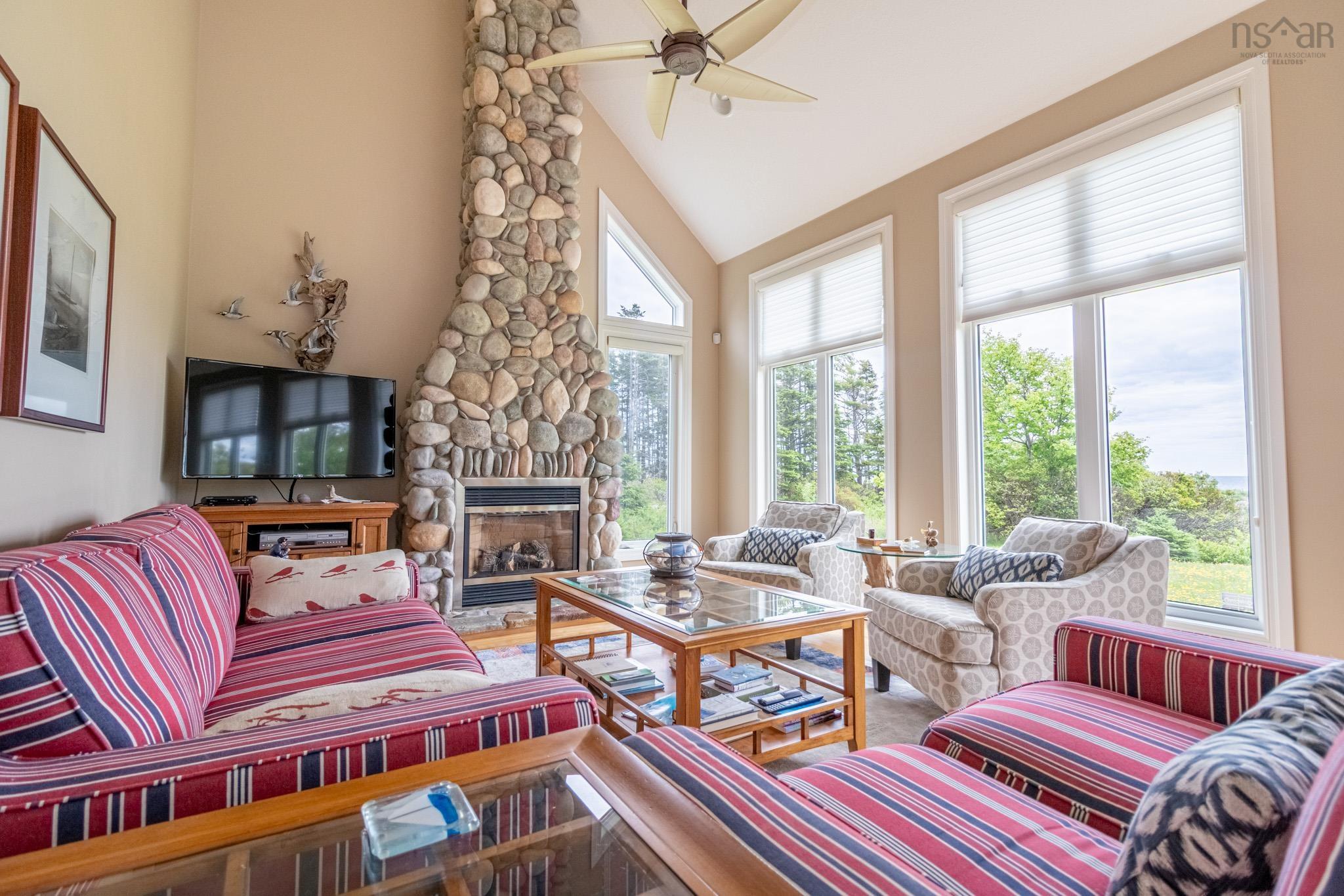 $699,900.00: 36237 CABOT TRAIL, Ingonish