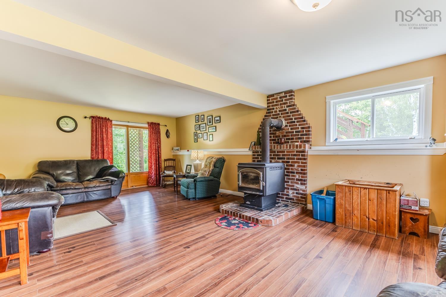 $475,000.00: 24 Hill Top Court, Scotsburn