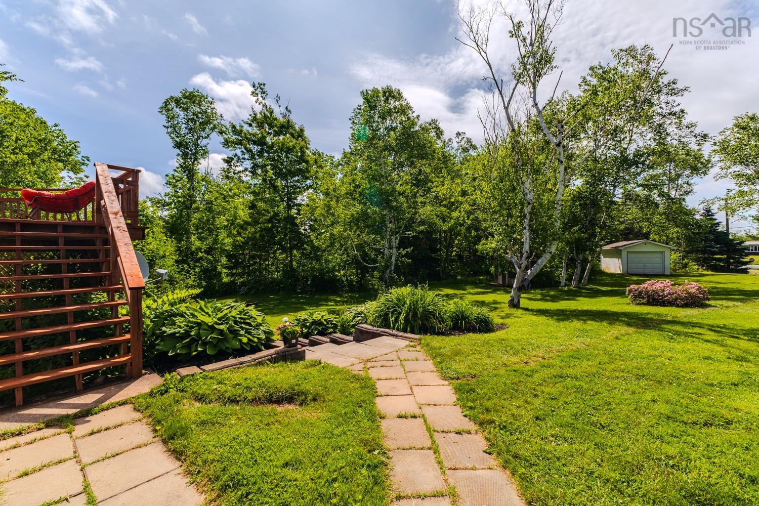 $475,000.00: 24 Hill Top Court, Scotsburn
