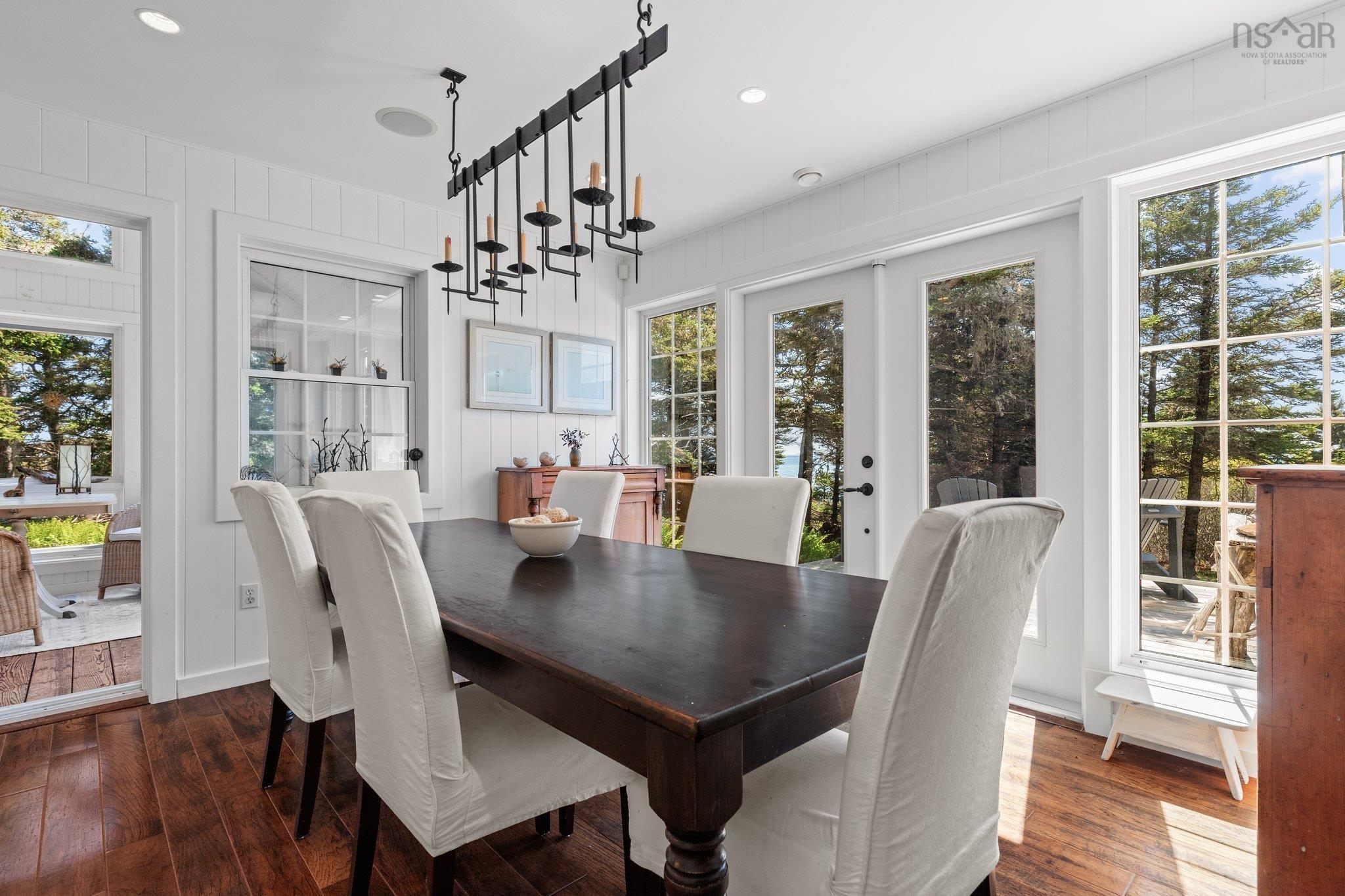 $1,795,000.00: 1152 Kingsburg Road, Kingsburg