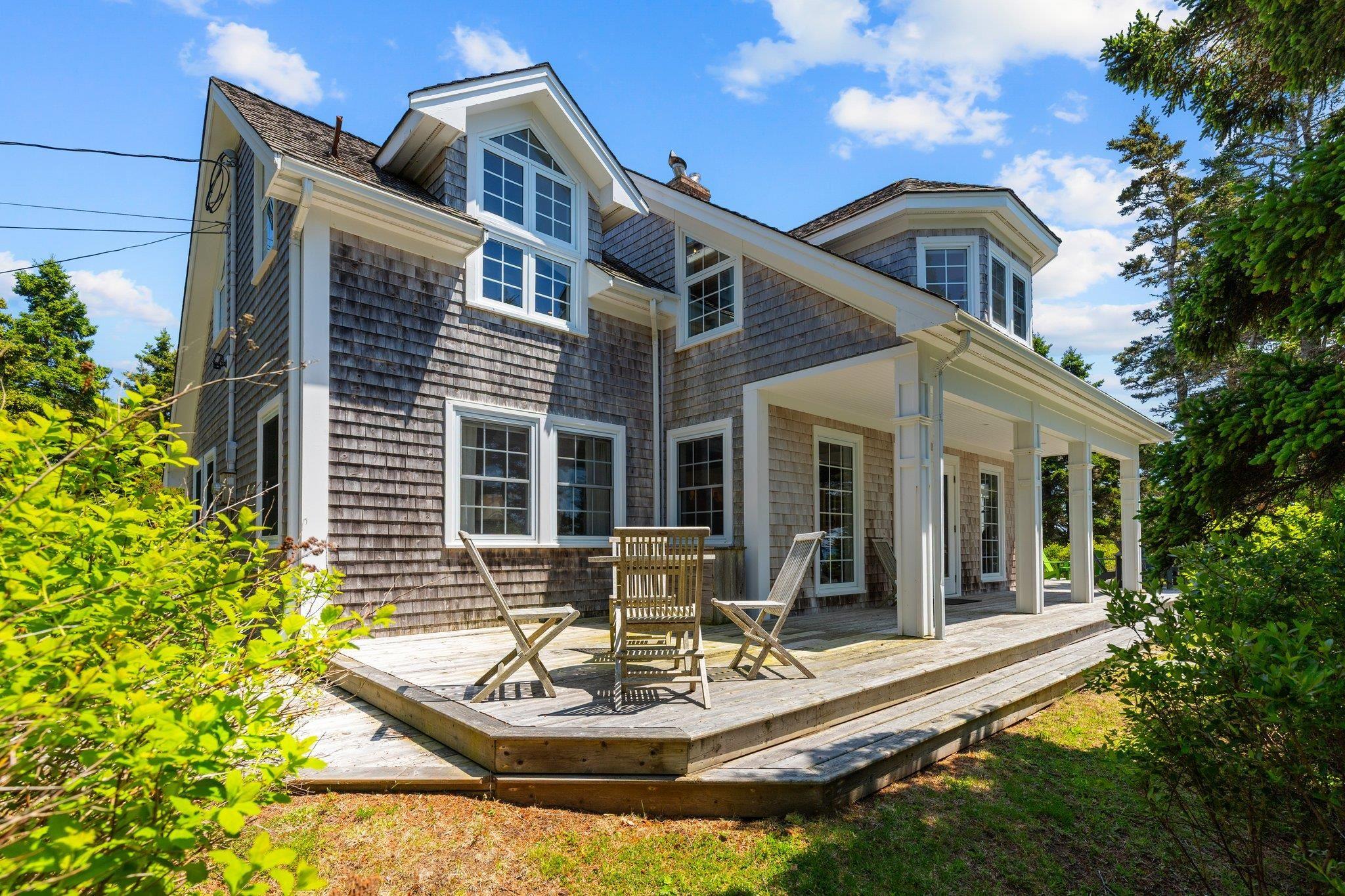 $1,795,000.00: 1152 Kingsburg Road, Kingsburg
