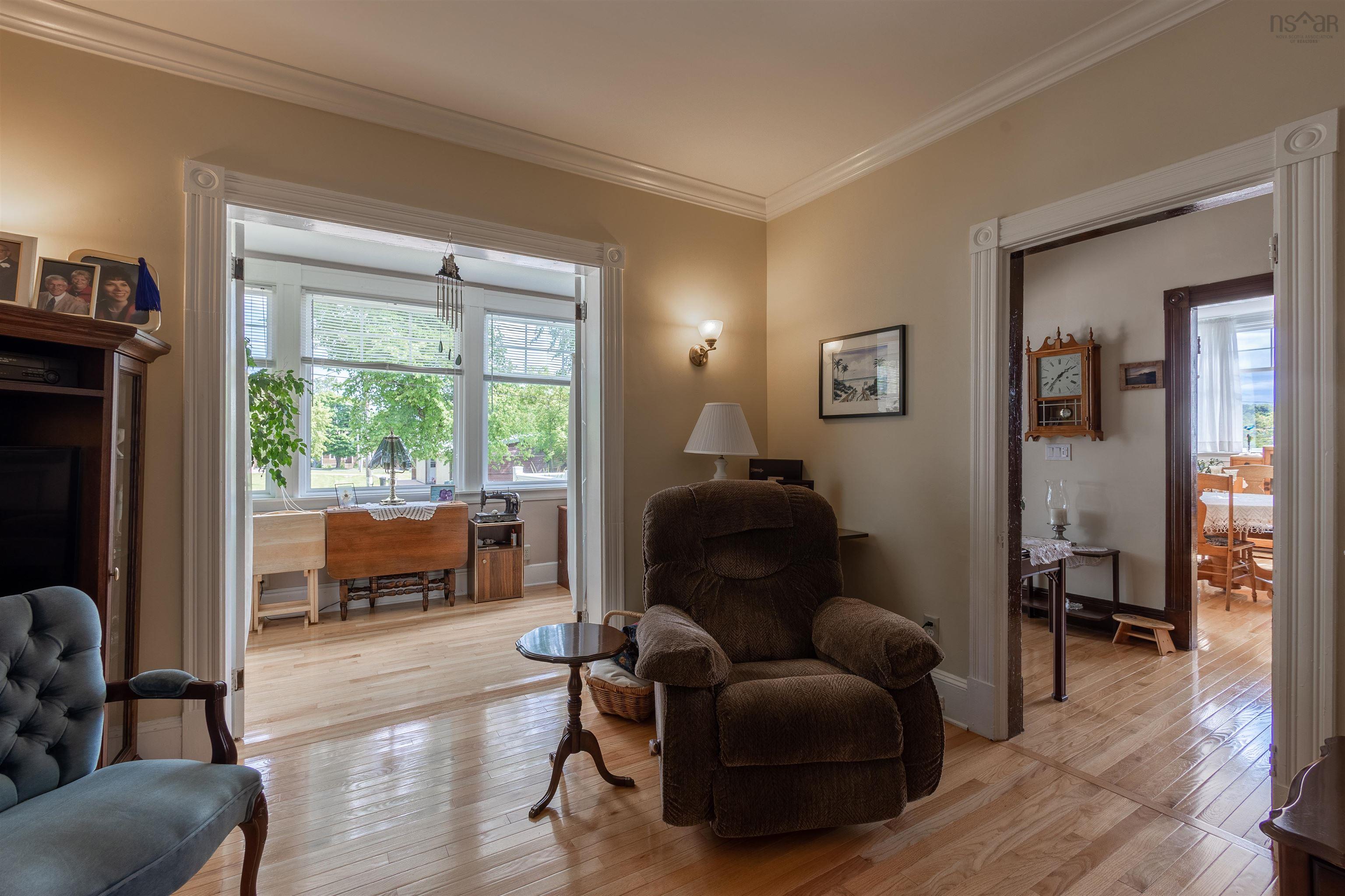 $365,000.00: 123 Royal Avenue, Sydney