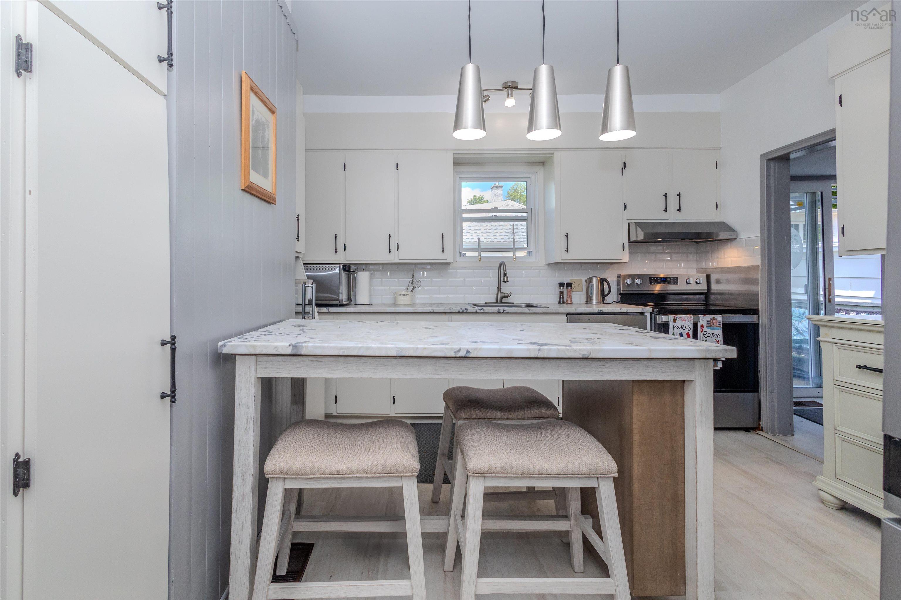 $365,000.00: 123 Royal Avenue, Sydney