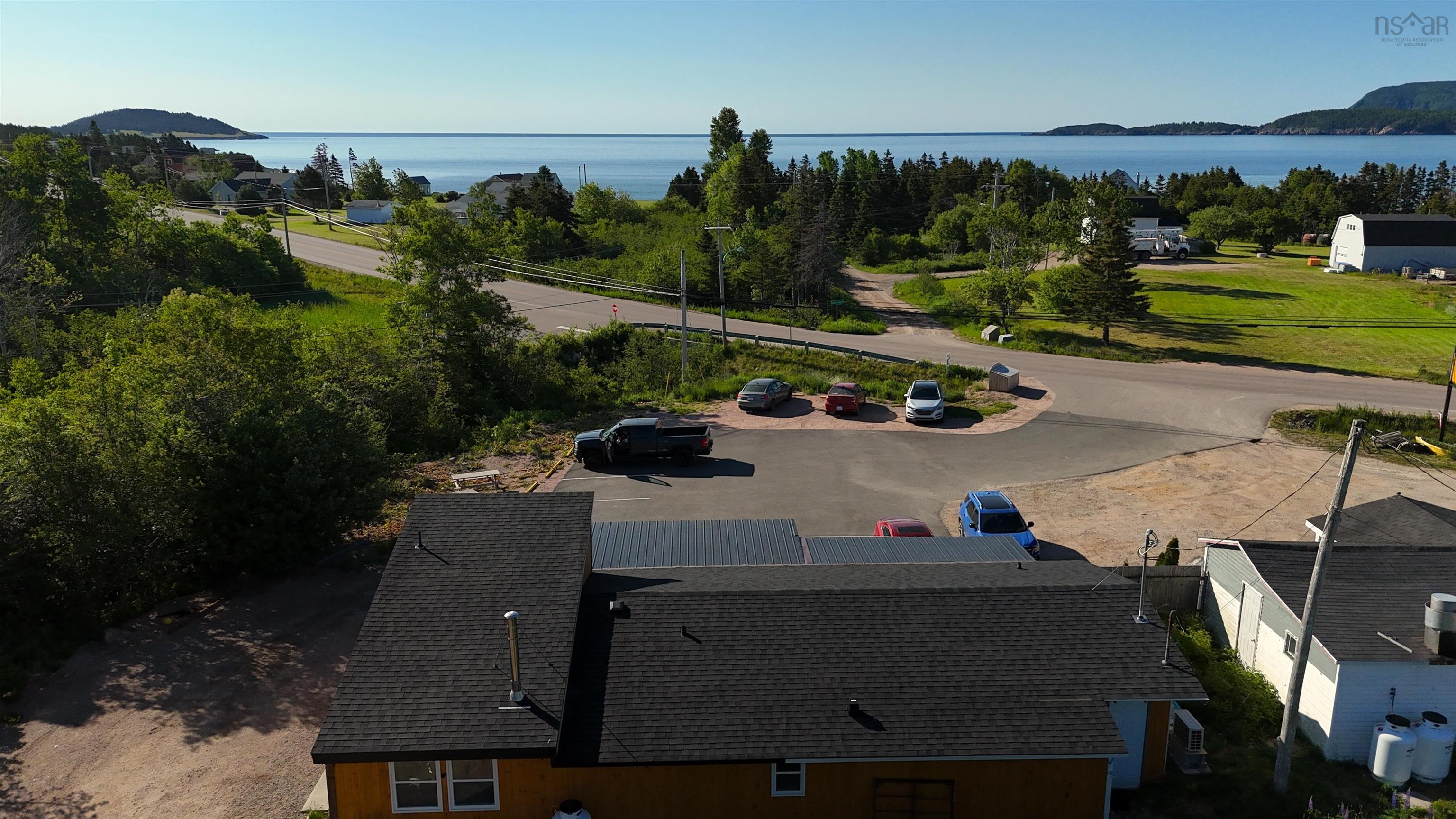$690,000.00: 36188 Cabot Trail, Ingonish